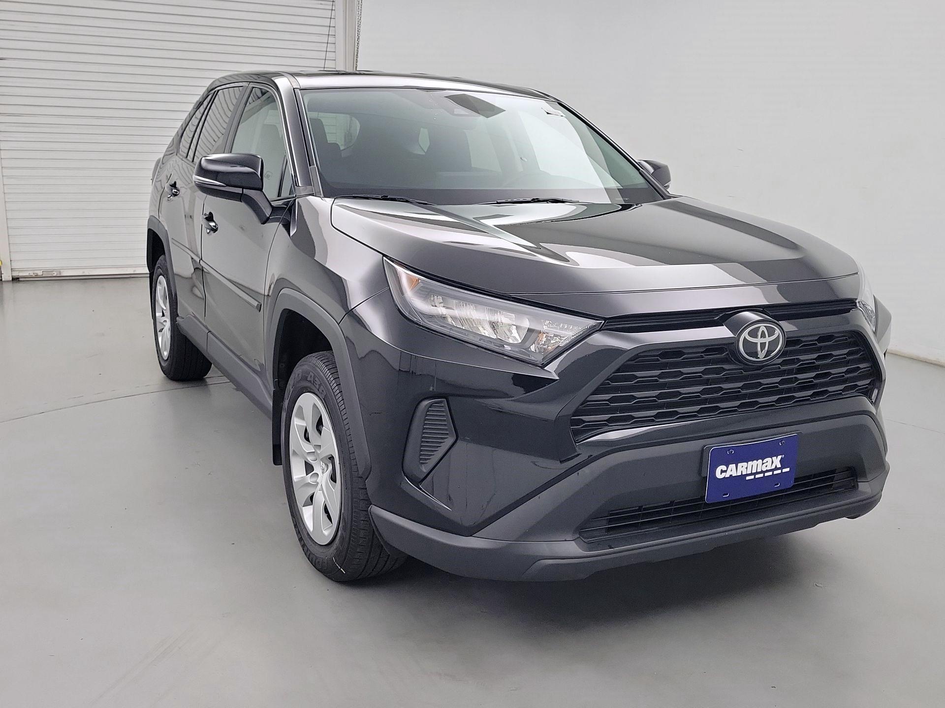 Thumbnail: 2022 Toyota RAV4 - 1