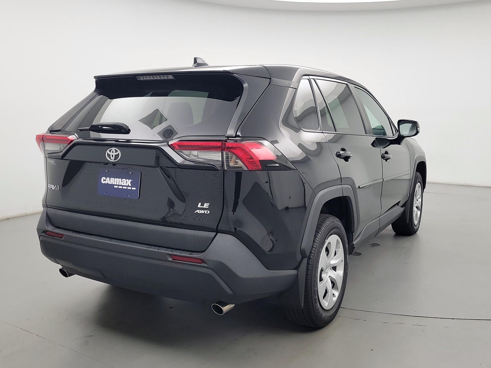 Thumbnail: 2022 Toyota RAV4 - 5