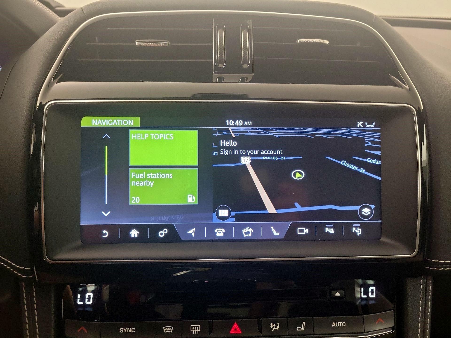 Thumbnail: 2019 Jaguar F-Pace - 12