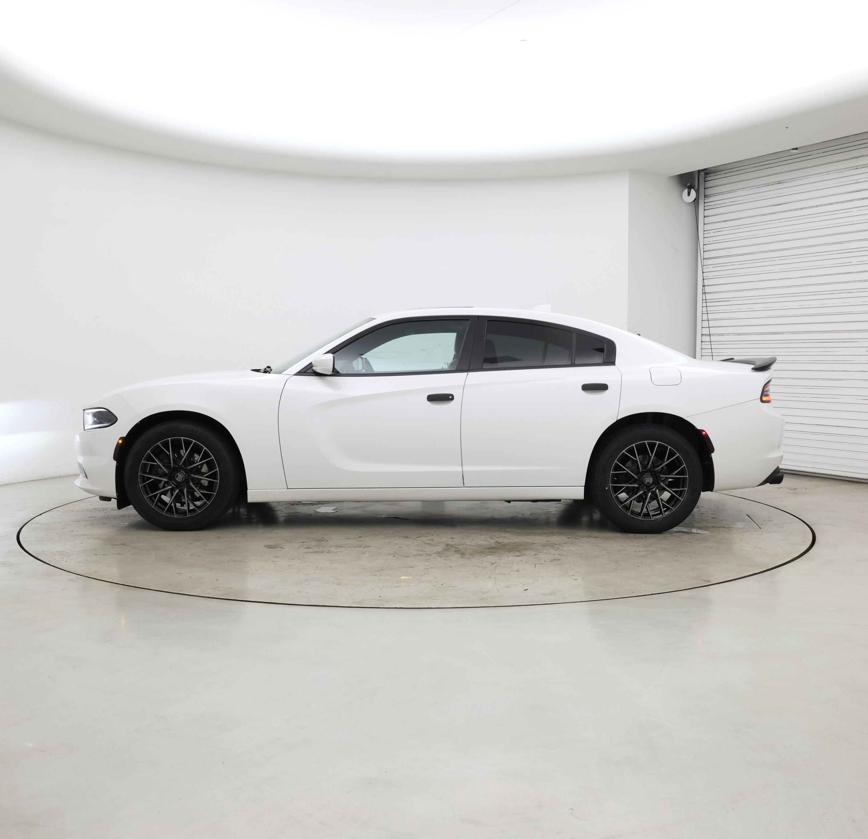 Thumbnail: 2016 Dodge Charger - 3