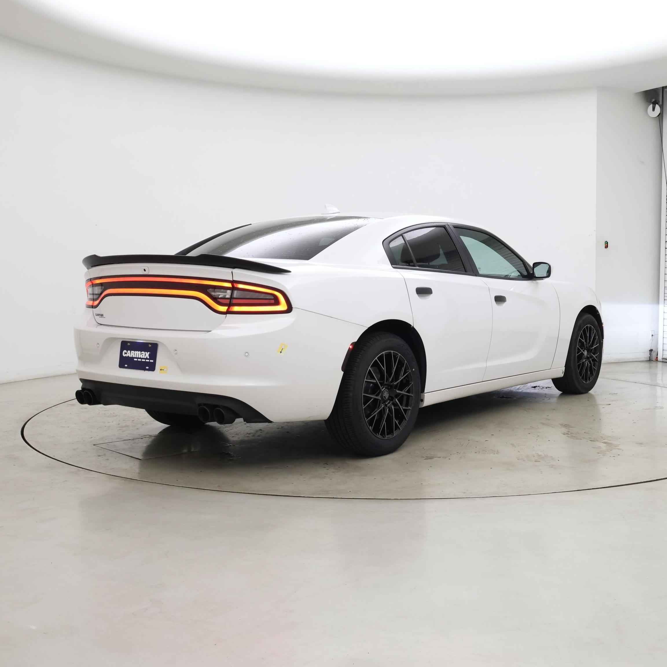 Thumbnail: 2016 Dodge Charger - 8