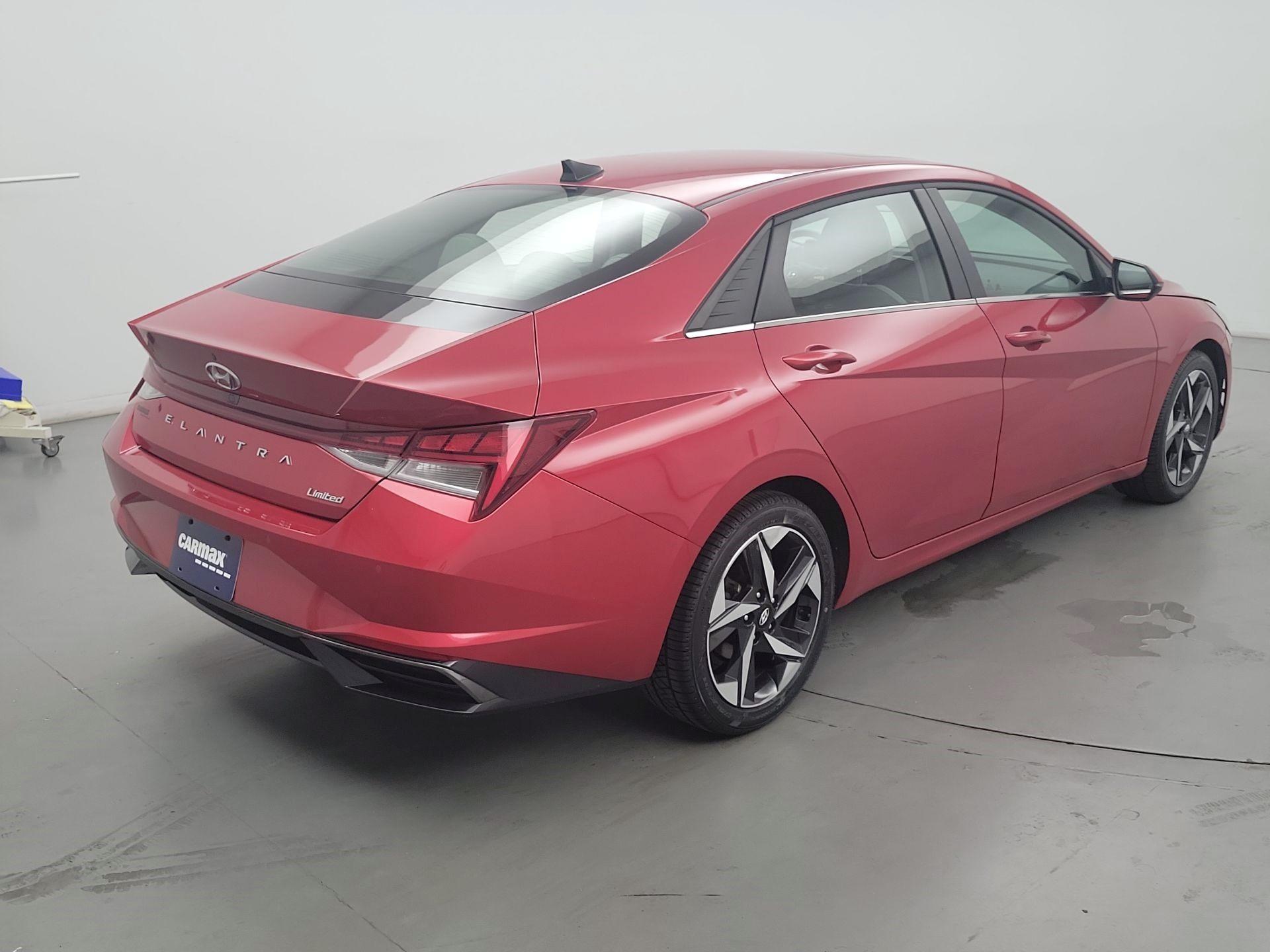 Thumbnail: 2021 Hyundai Elantra - 5