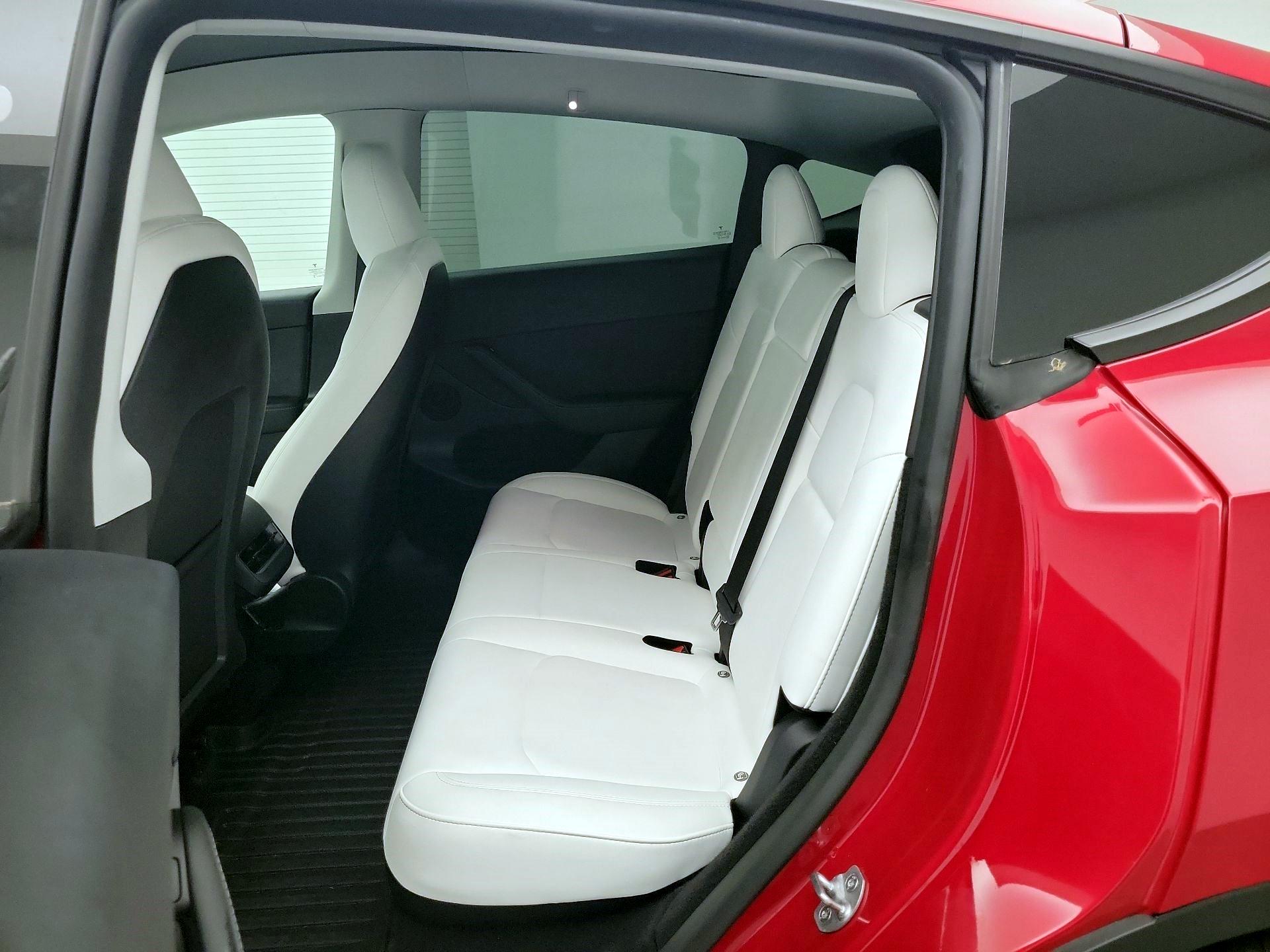 Thumbnail: 2023 Tesla Model Y - 17