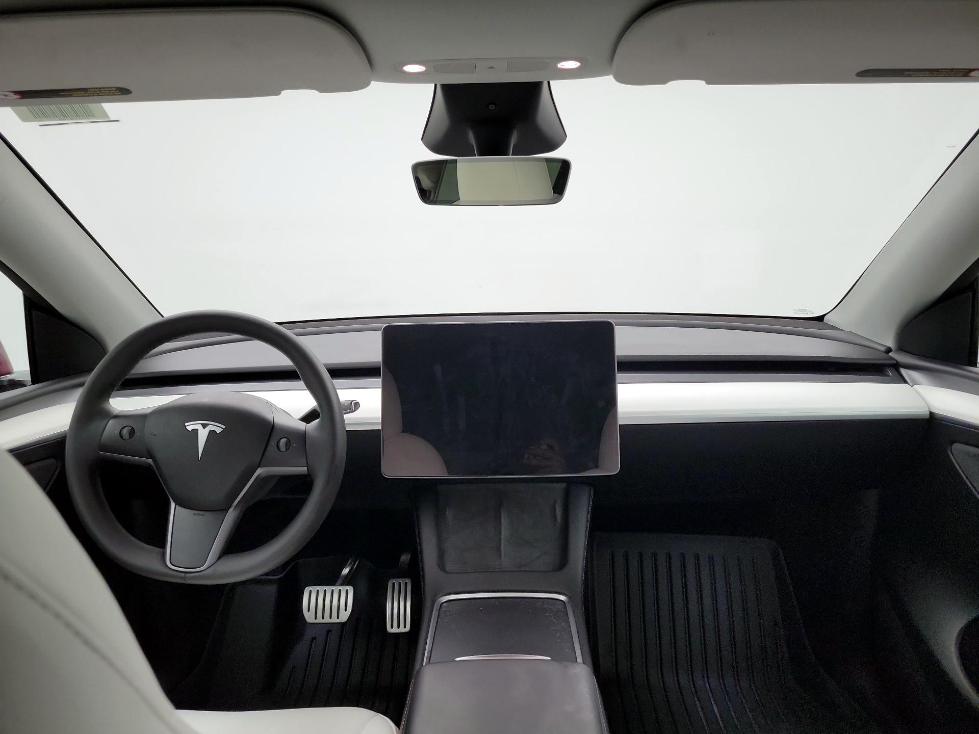 Thumbnail: 2023 Tesla Model Y - 8