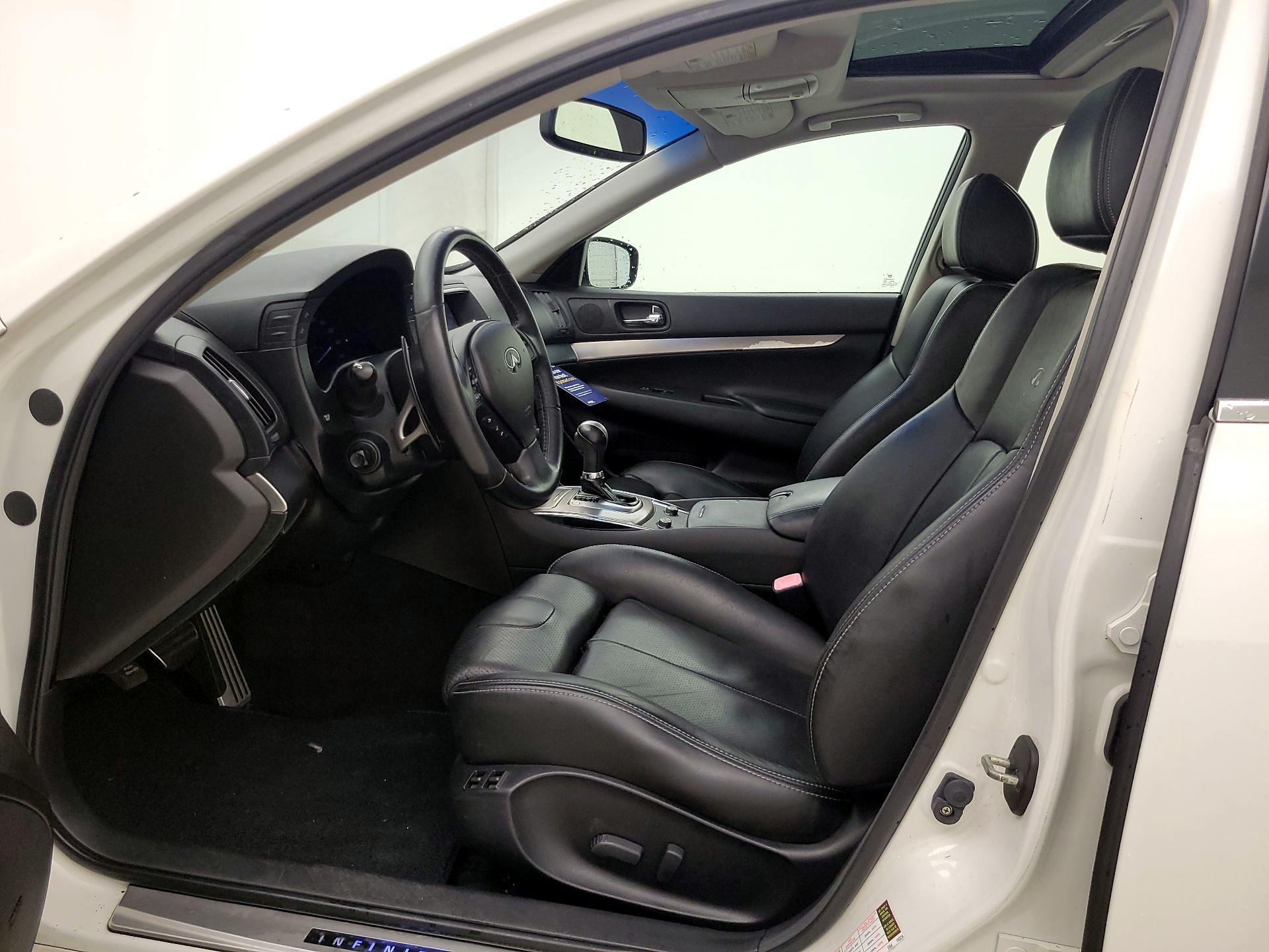 Thumbnail: 2013 INFINITI G37 - 11