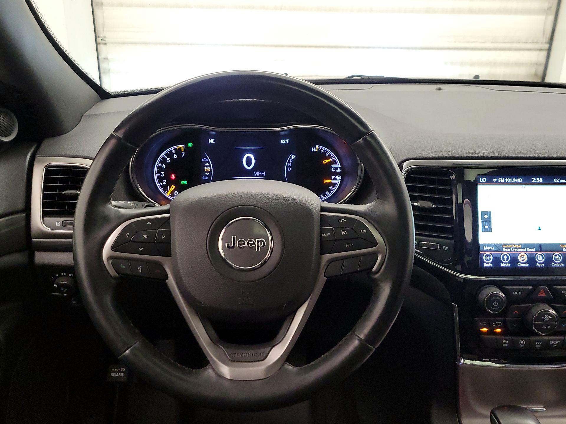 Thumbnail: 2019 Jeep Grand Cherokee - 10