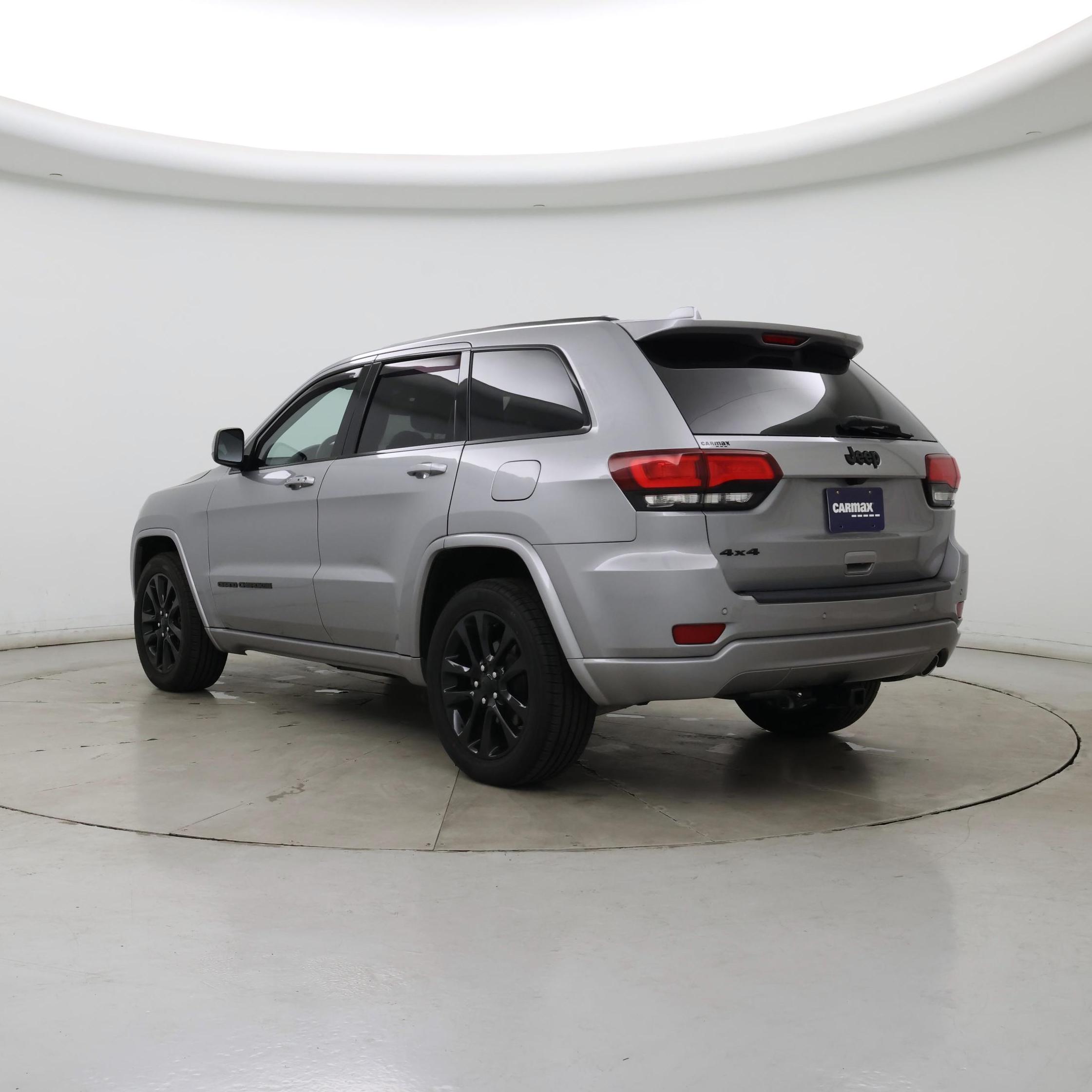 Thumbnail: 2019 Jeep Grand Cherokee - 2