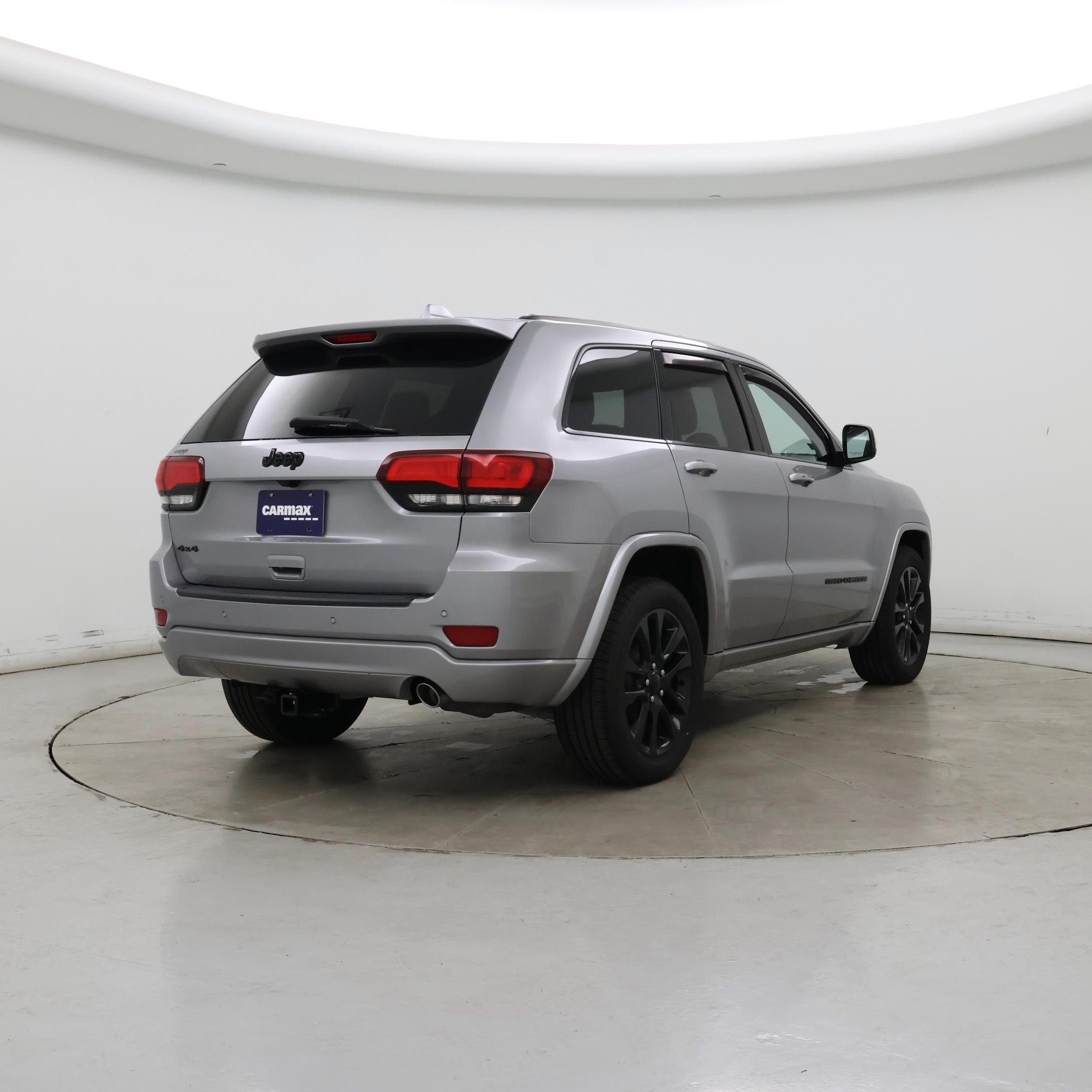 Thumbnail: 2019 Jeep Grand Cherokee - 8