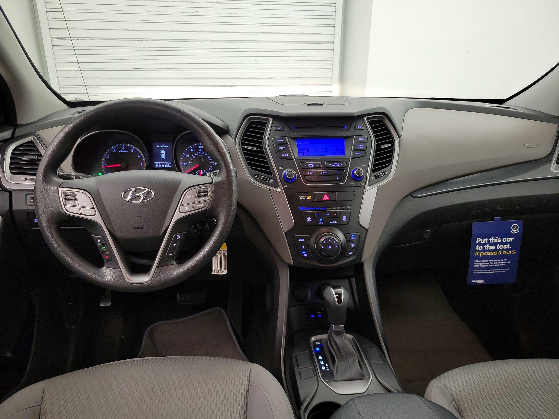 Thumbnail: 2015 Hyundai Santa Fe - 9