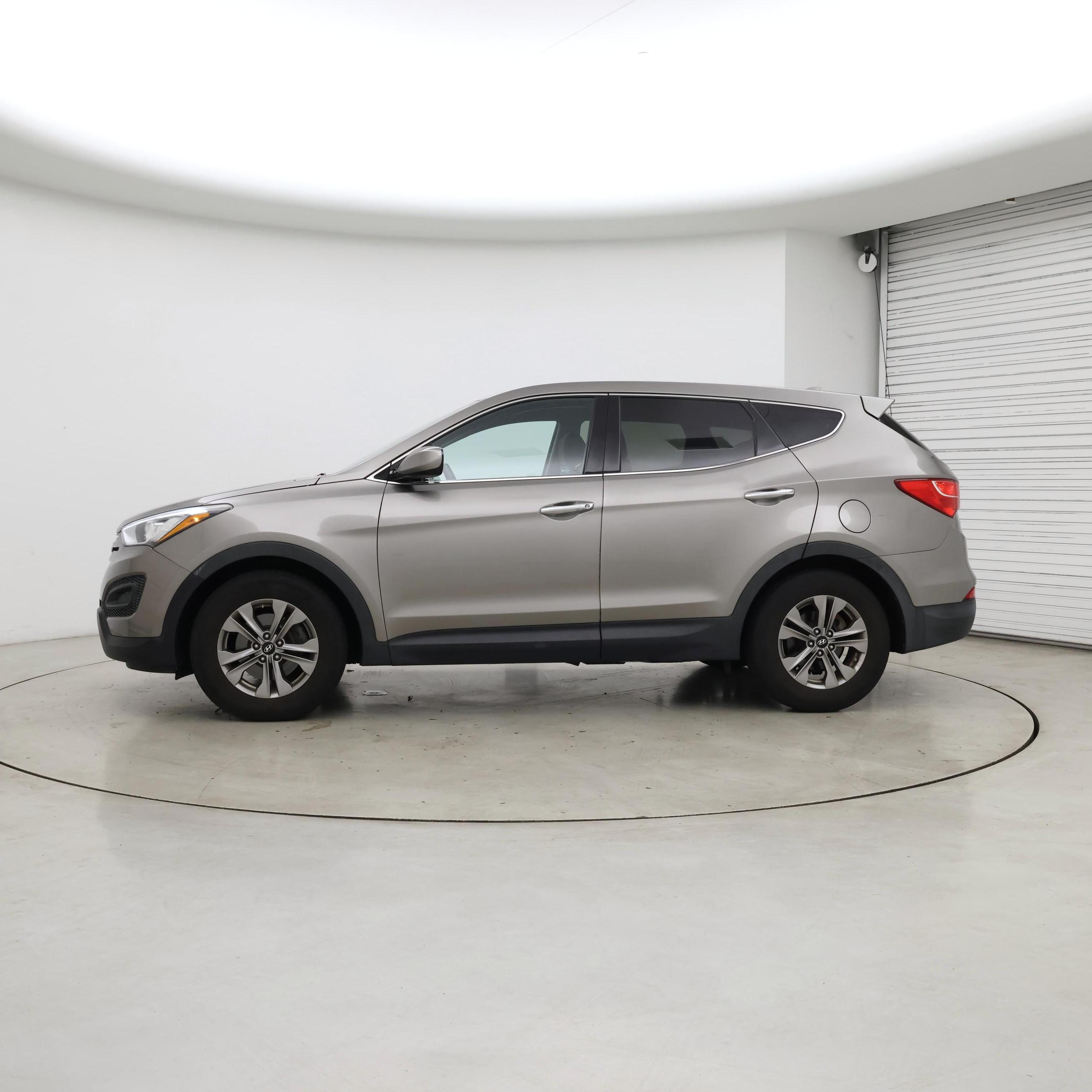 Thumbnail: 2015 Hyundai Santa Fe - 3