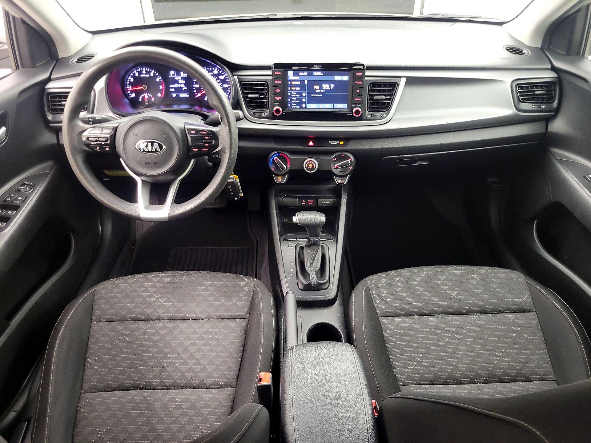 Thumbnail: 2019 Kia Rio - 9