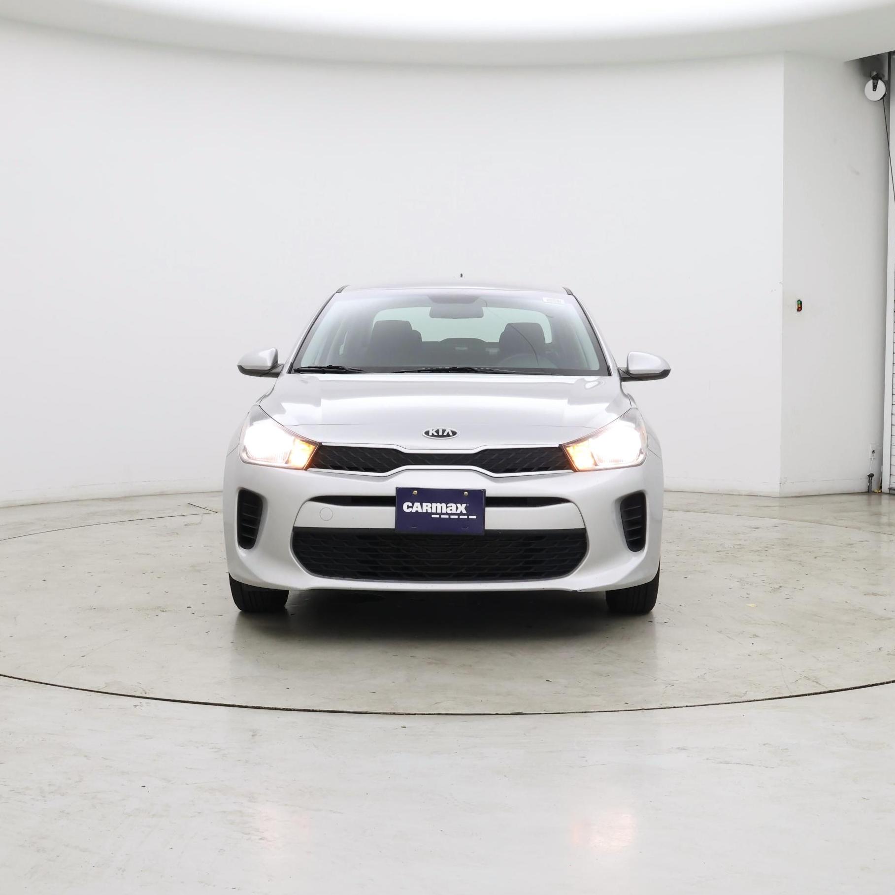 Thumbnail: 2019 Kia Rio - 5