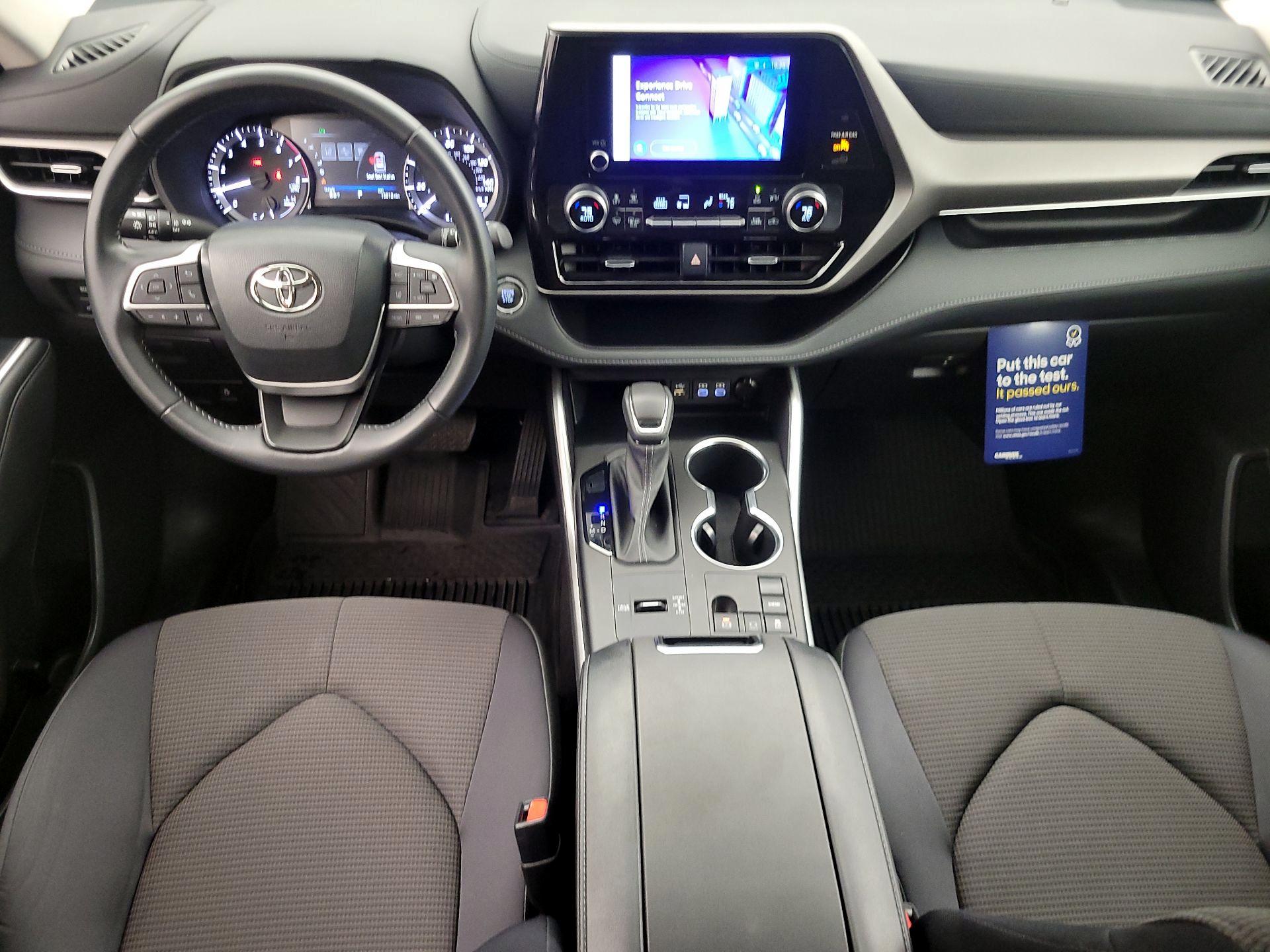 Thumbnail: 2023 Toyota Highlander - 9