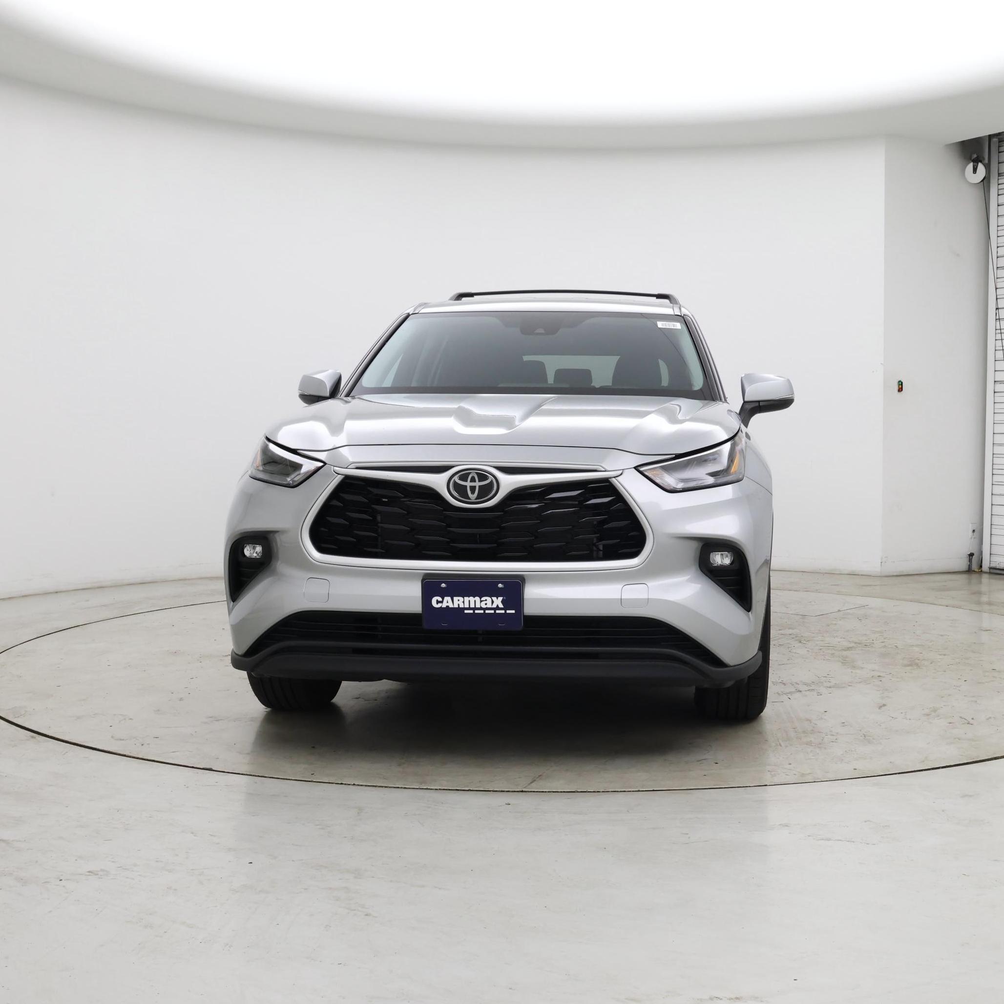 Thumbnail: 2023 Toyota Highlander - 5