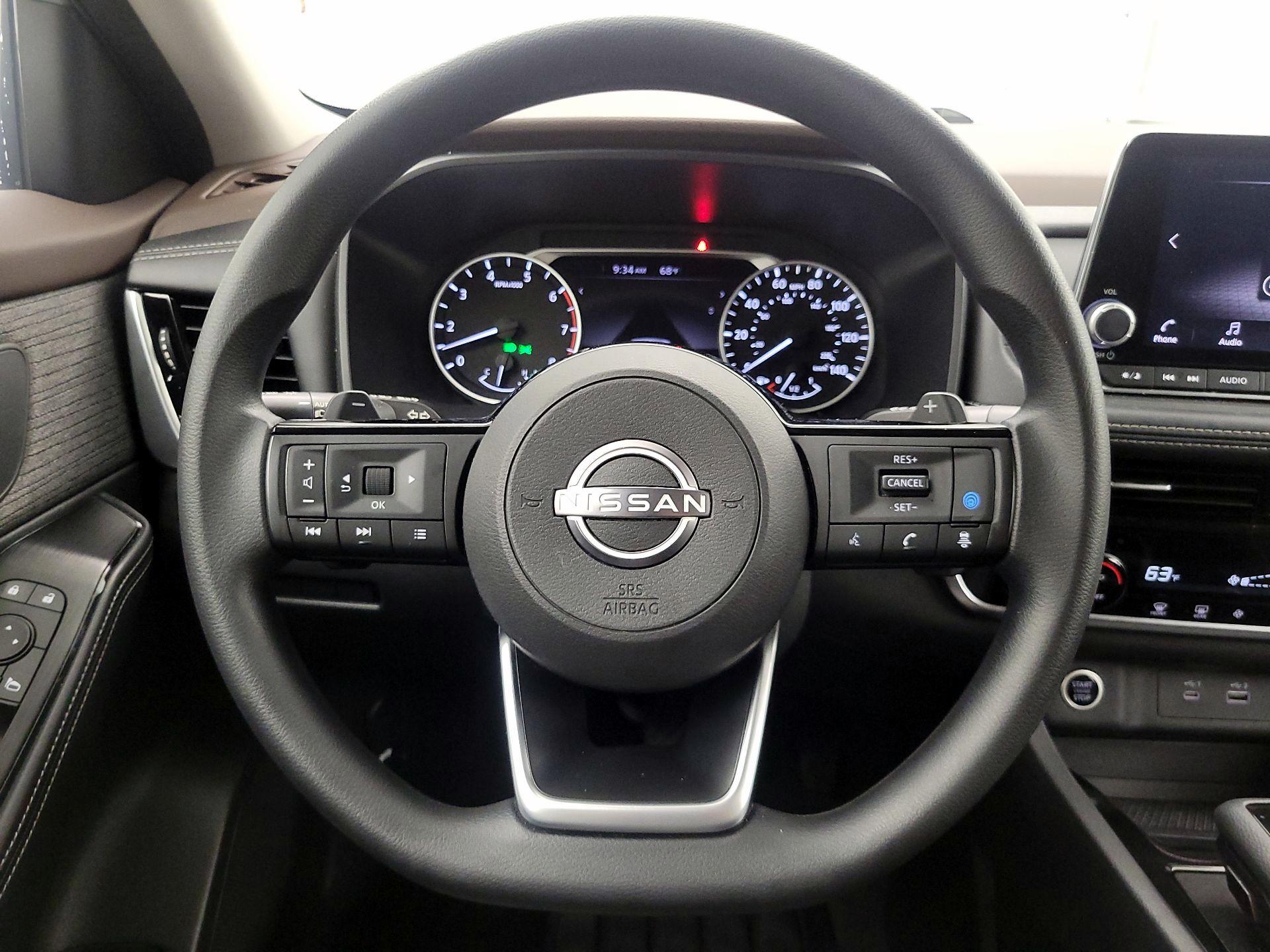 Thumbnail: 2022 Nissan Rogue - 10
