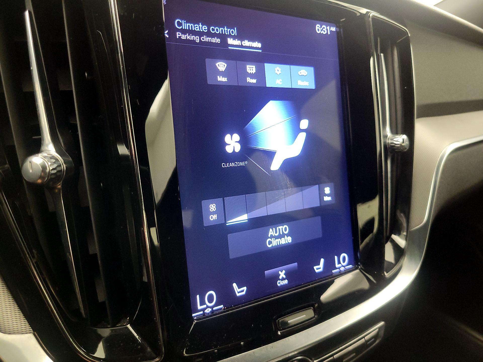 Thumbnail: 2019 Volvo S60 - 17