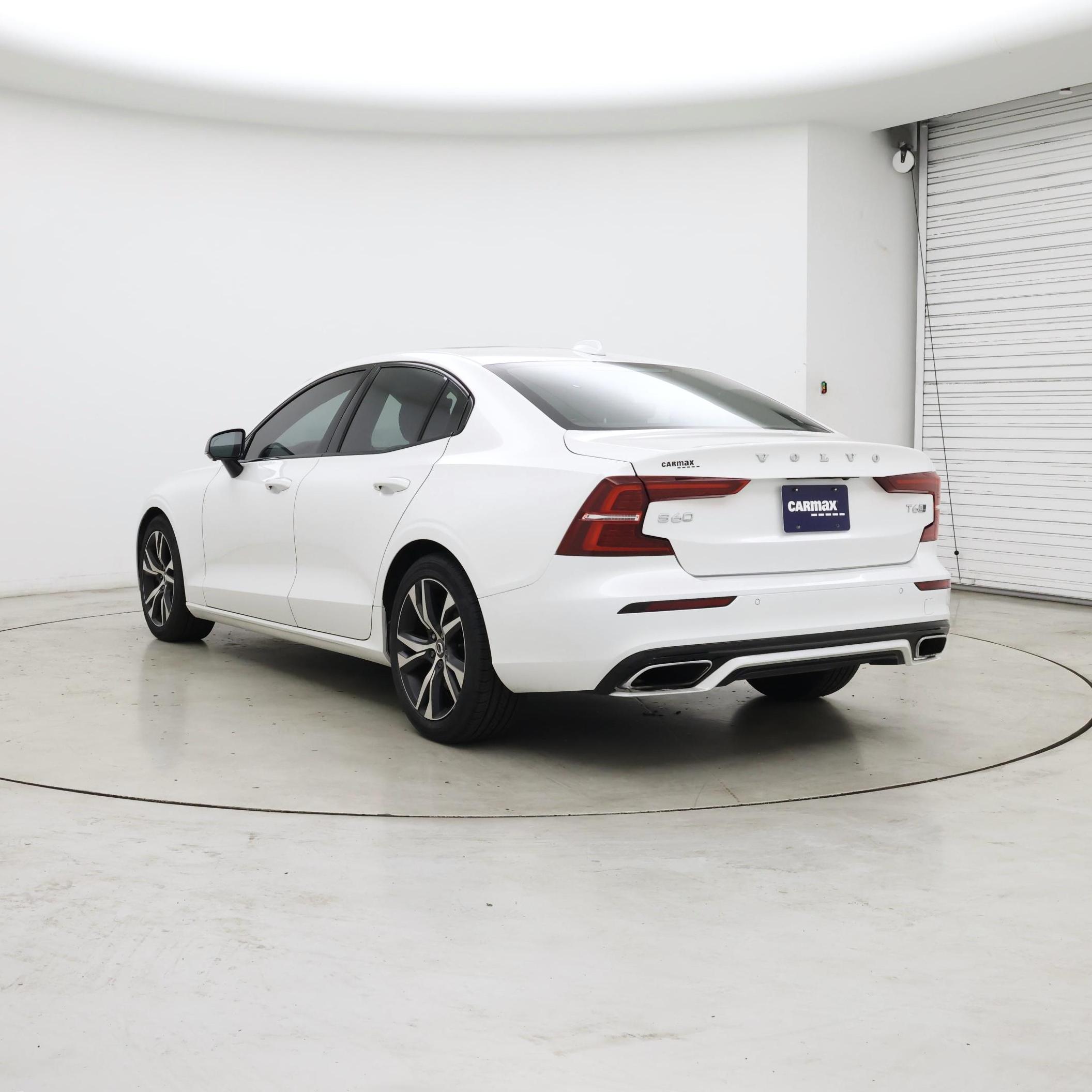 Thumbnail: 2019 Volvo S60 - 2