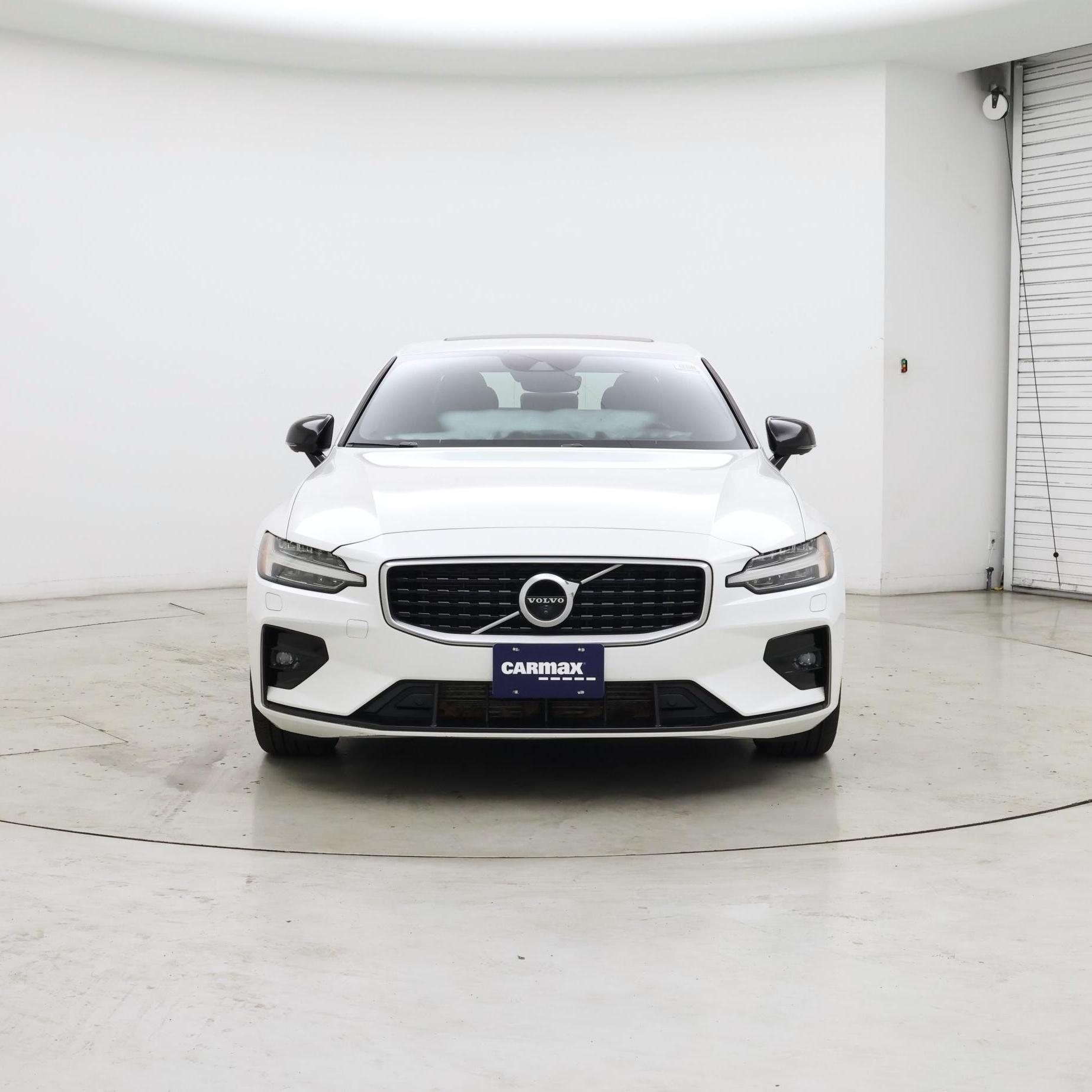 Thumbnail: 2019 Volvo S60 - 5
