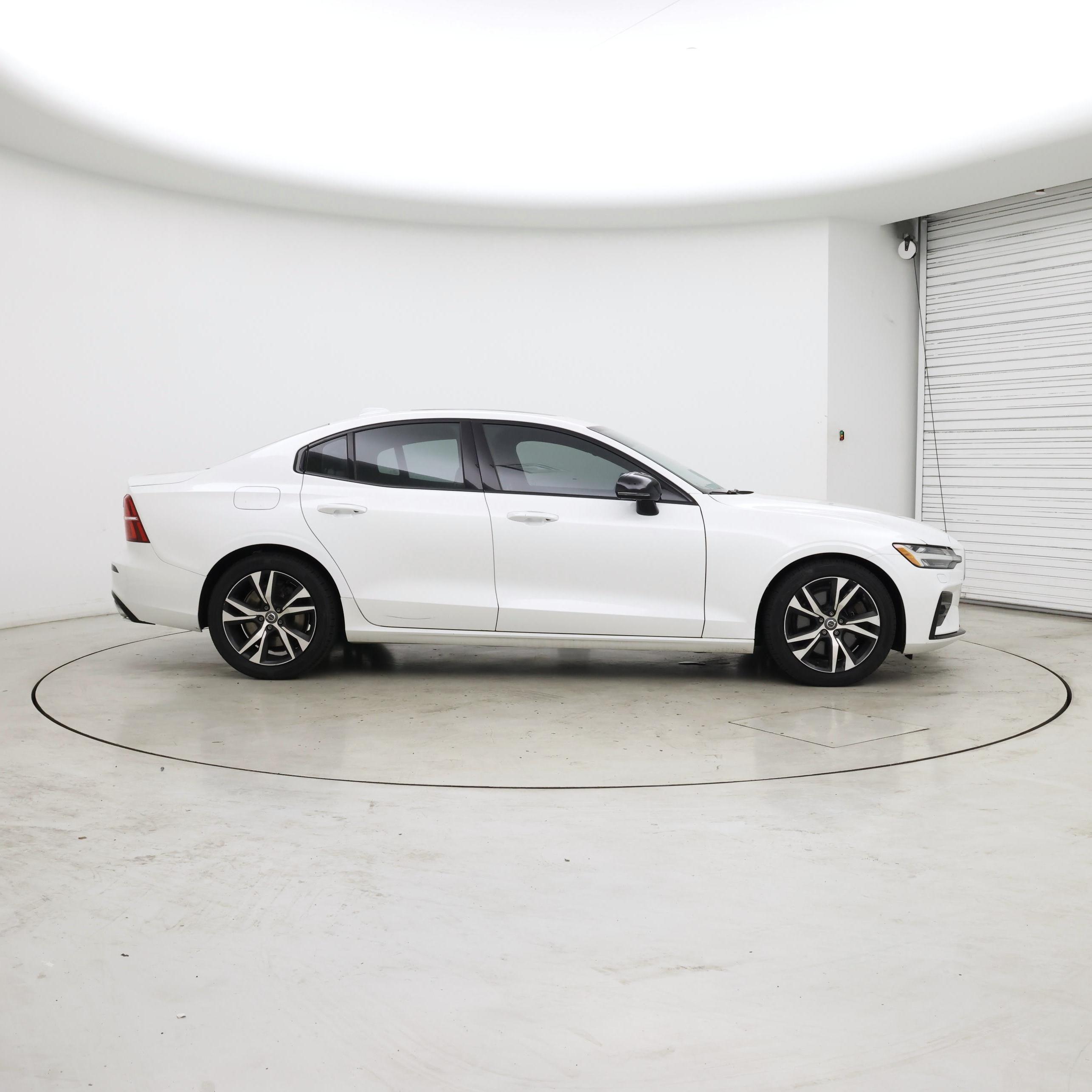 Thumbnail: 2019 Volvo S60 - 7