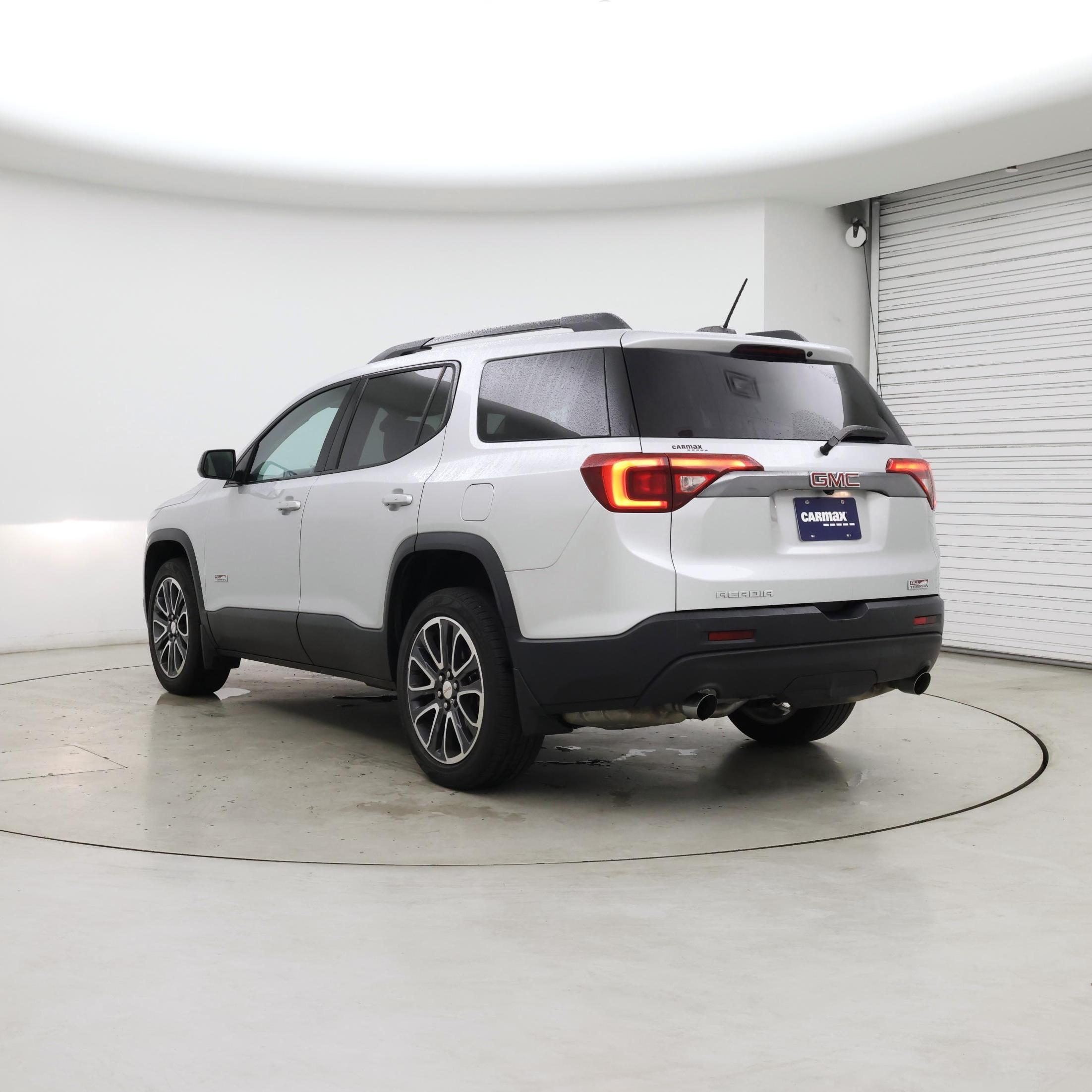 Thumbnail: 2018 GMC Acadia - 2