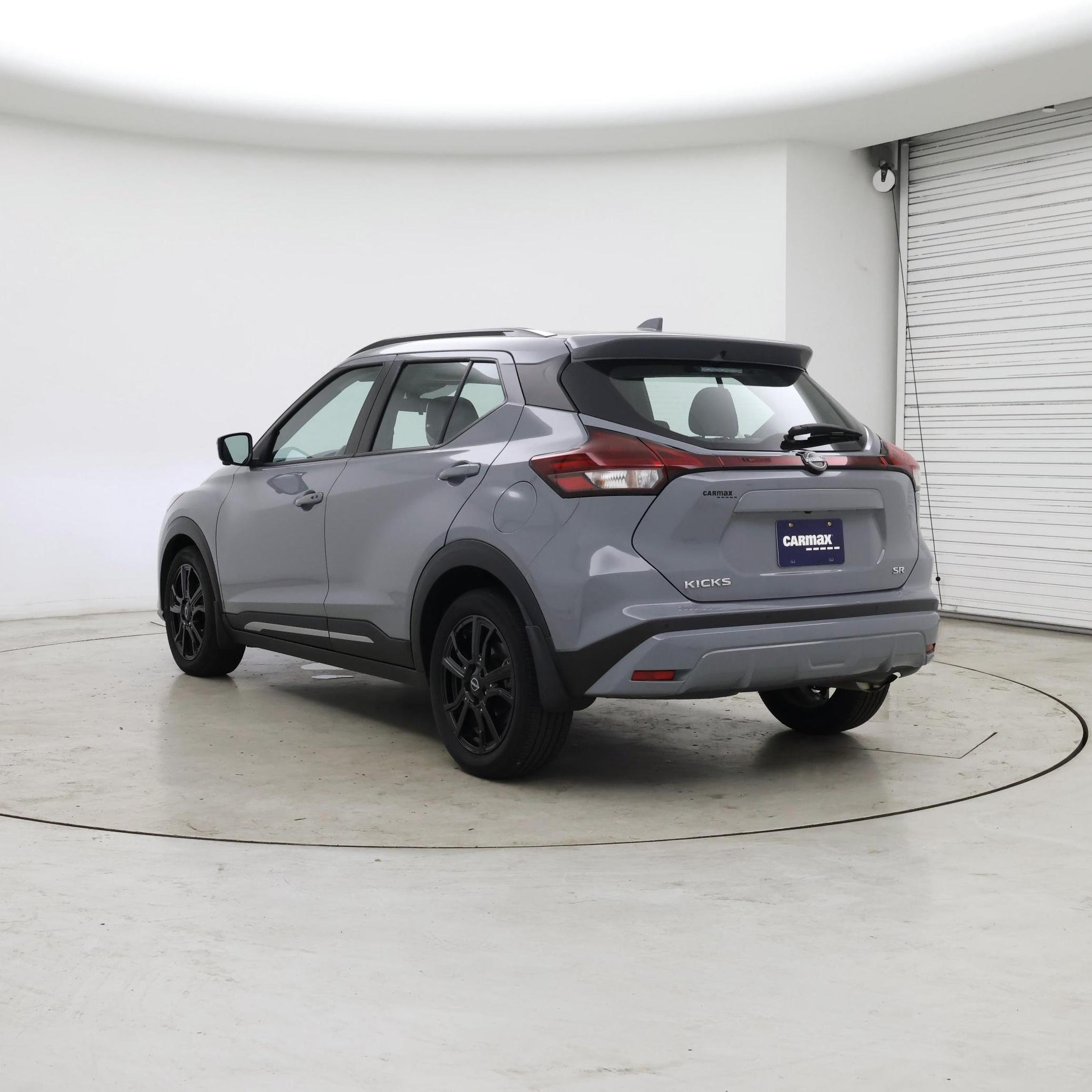 Thumbnail: 2023 Nissan Kicks - 2