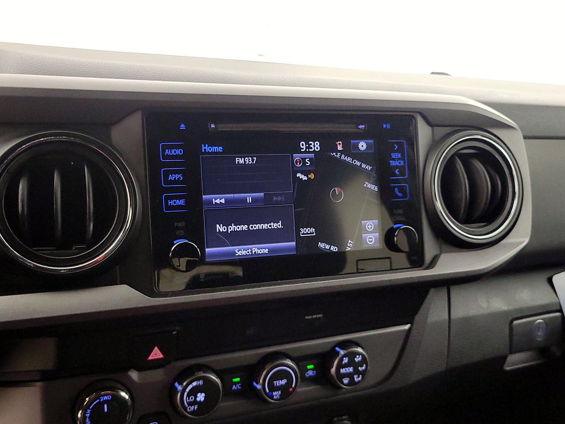 Thumbnail: 2019 Toyota Tacoma - 14