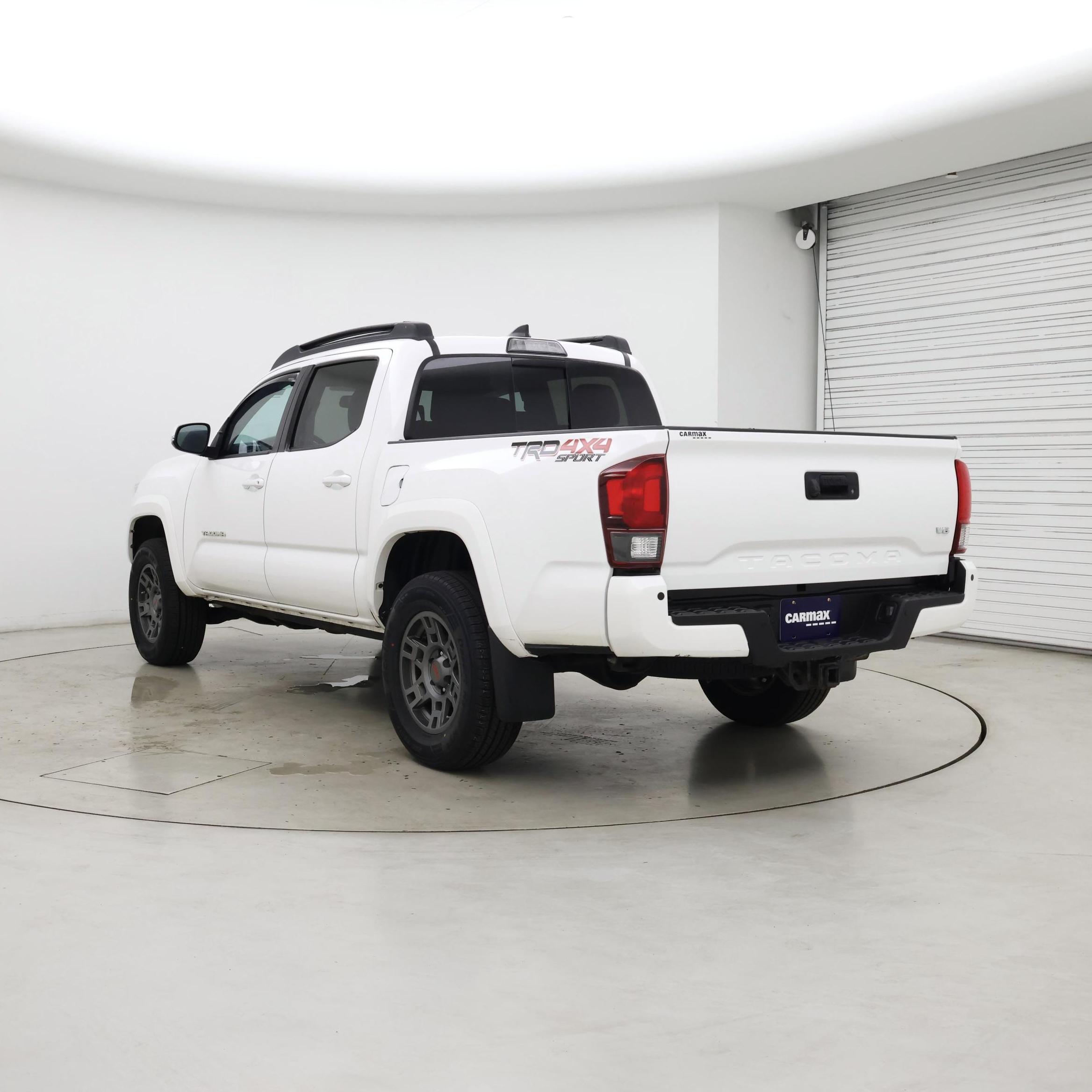 Thumbnail: 2019 Toyota Tacoma - 2