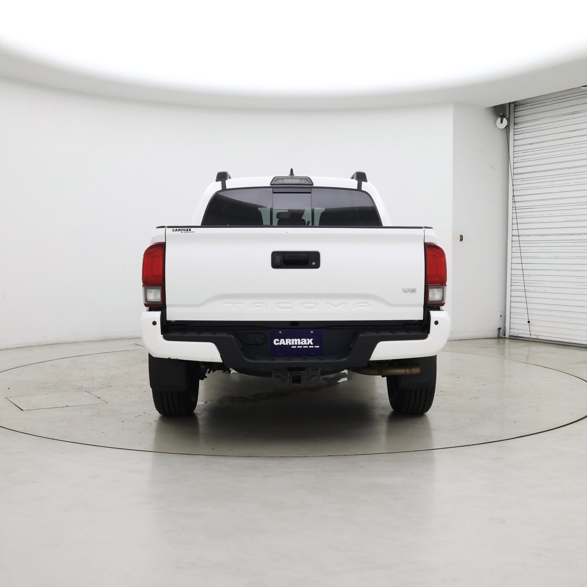 Thumbnail: 2019 Toyota Tacoma - 6