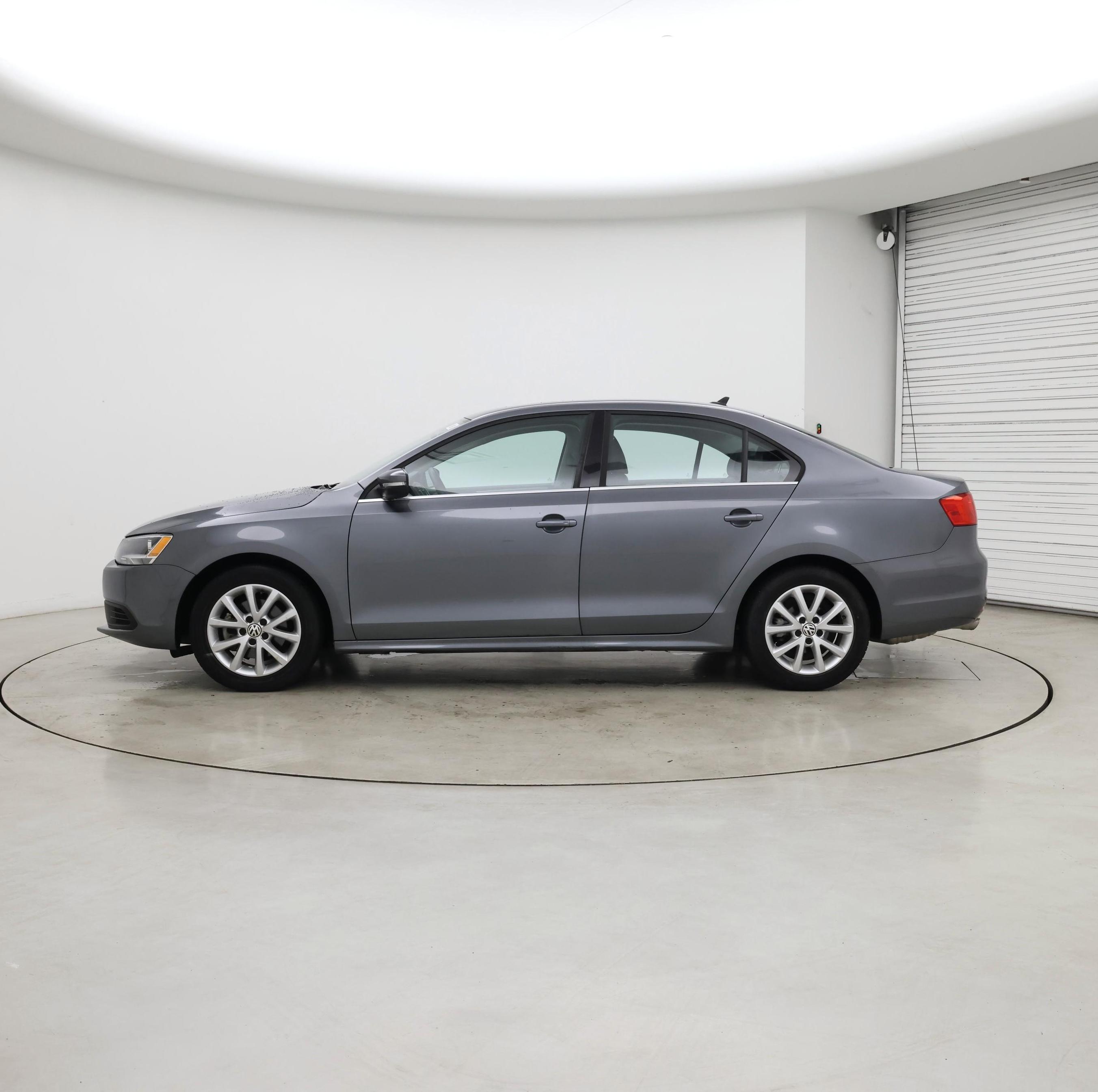 Thumbnail: 2014 Volkswagen Jetta - 3