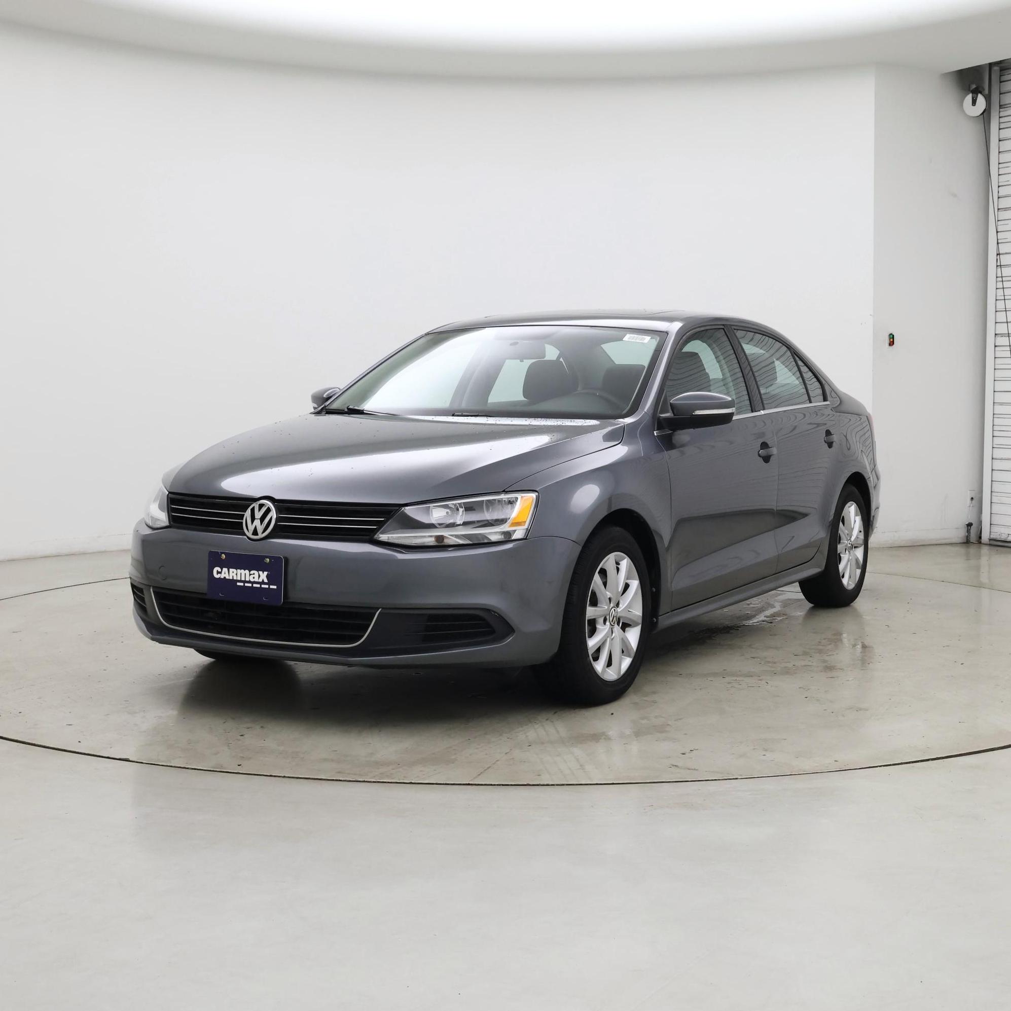 Thumbnail: 2014 Volkswagen Jetta - 4
