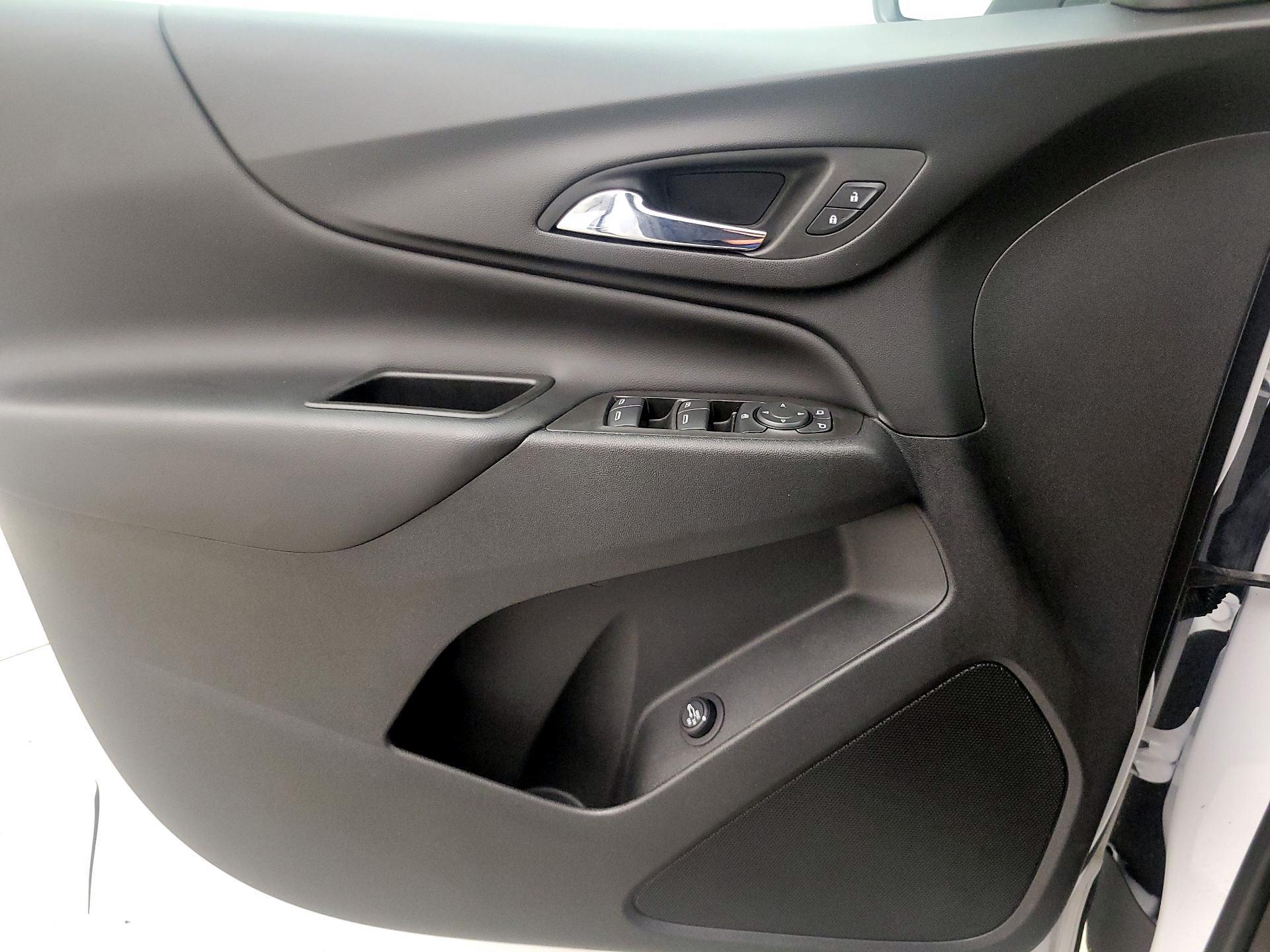 Thumbnail: 2022 Chevrolet Equinox - 12