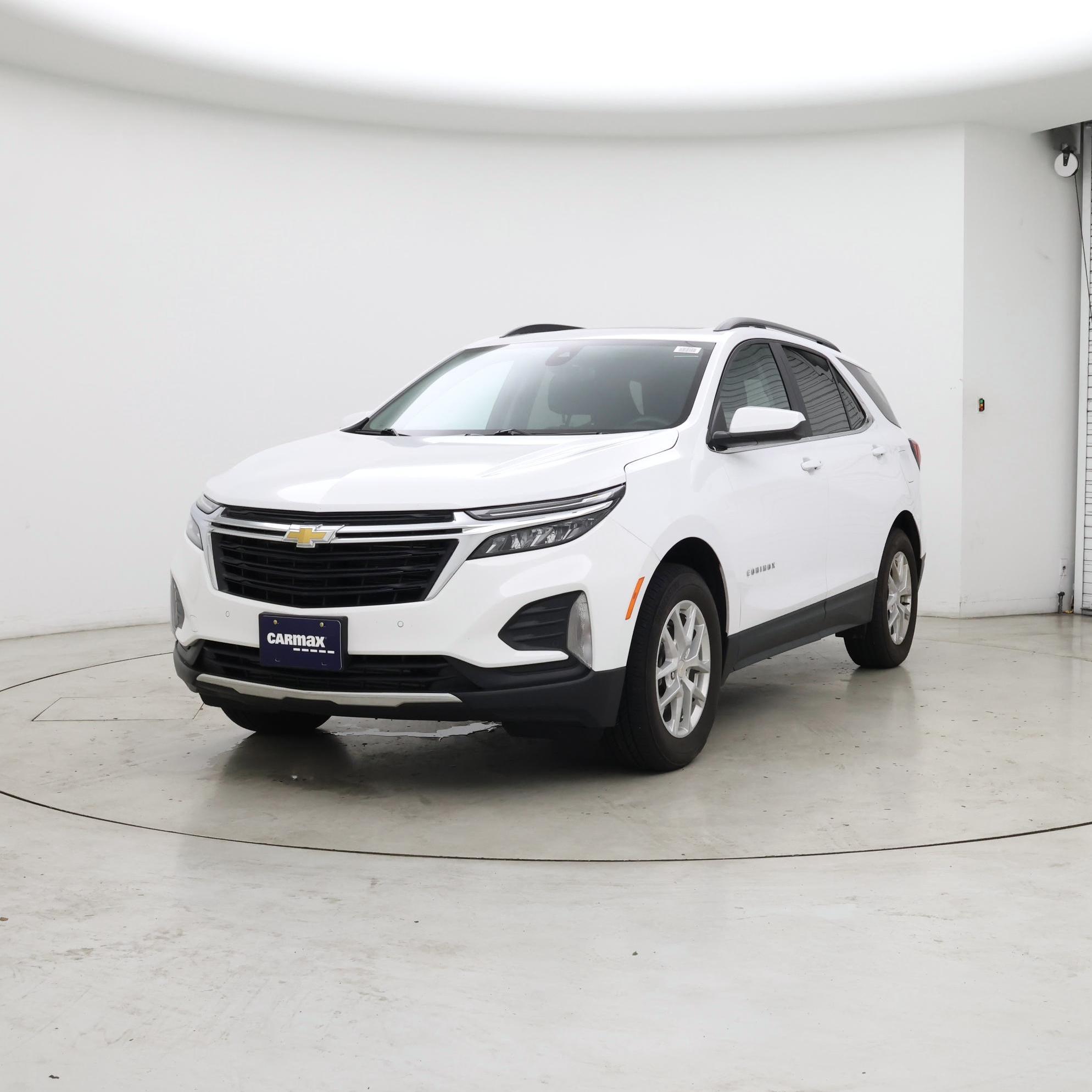 Thumbnail: 2022 Chevrolet Equinox - 4