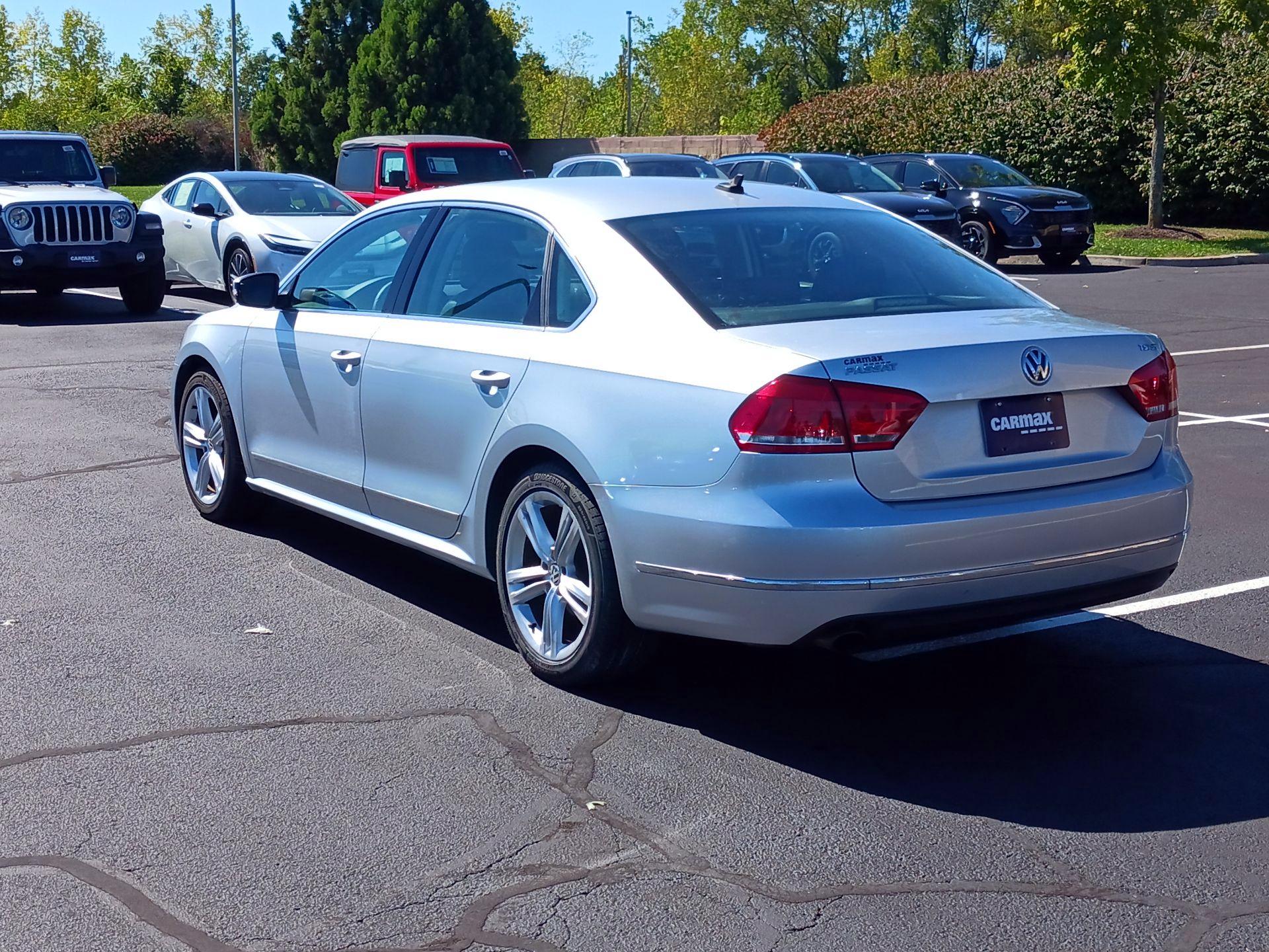 Thumbnail: 2015 Volkswagen Passat - 7