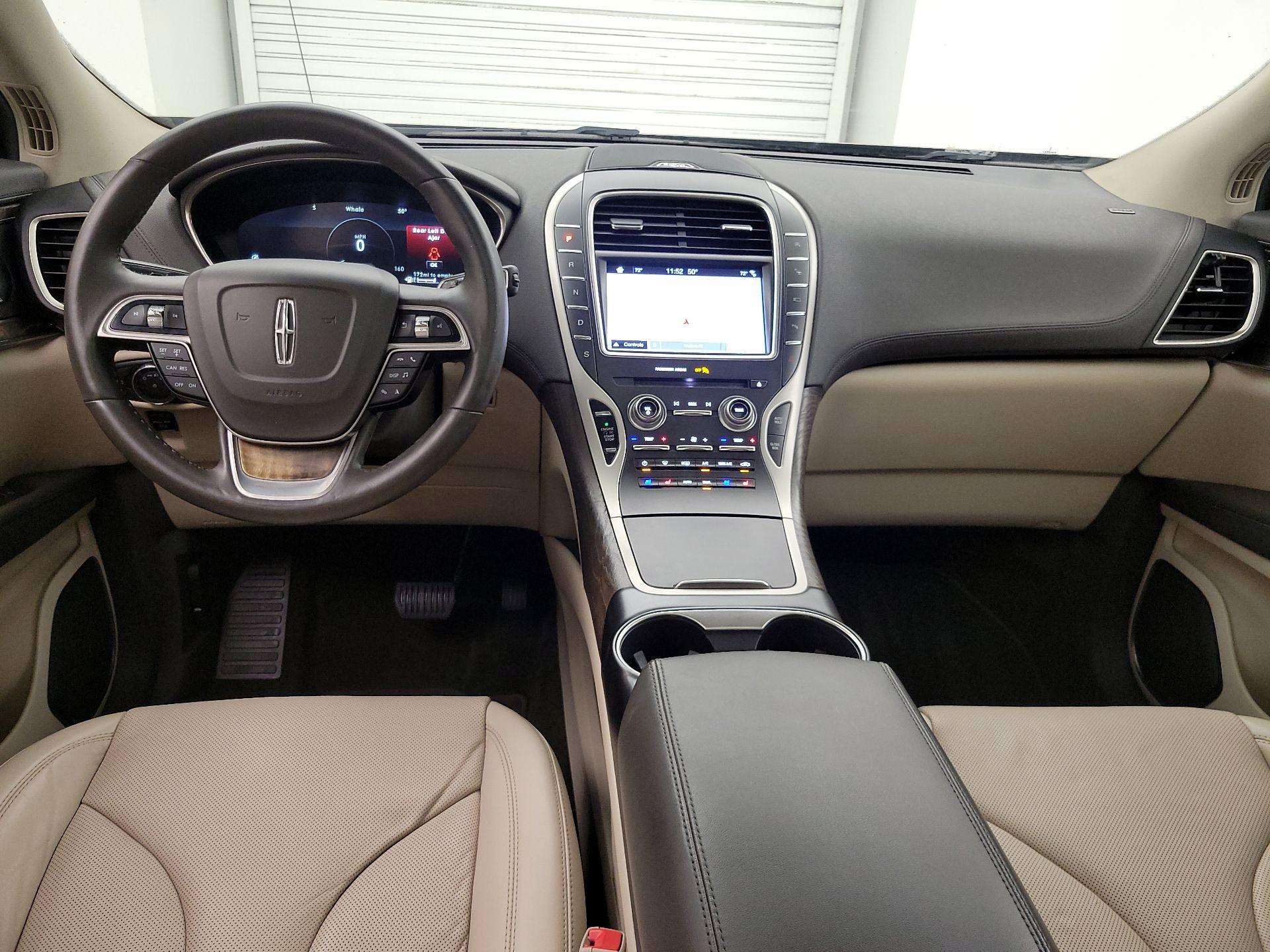Thumbnail: 2019 Lincoln Nautilus - 9