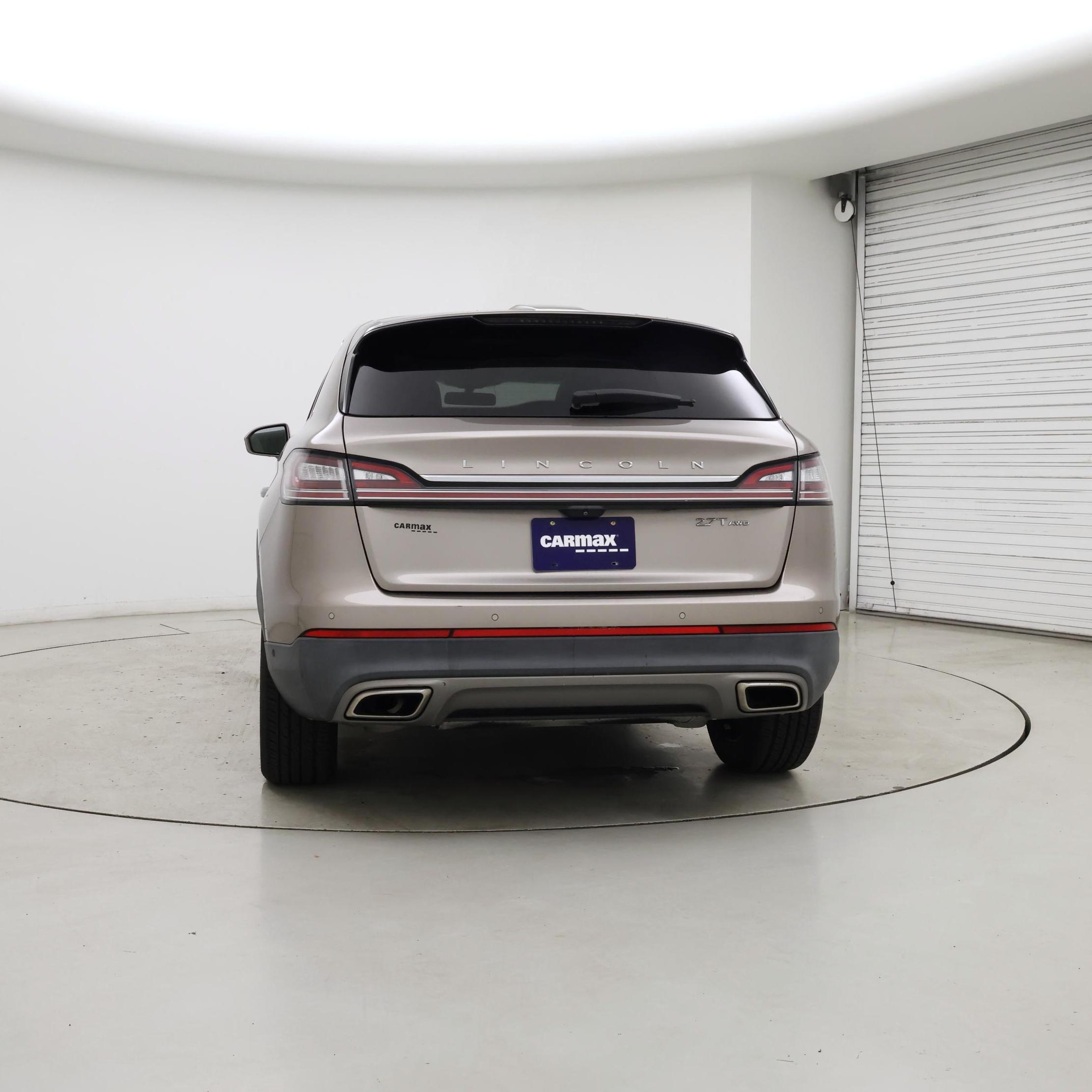 Thumbnail: 2019 Lincoln Nautilus - 6