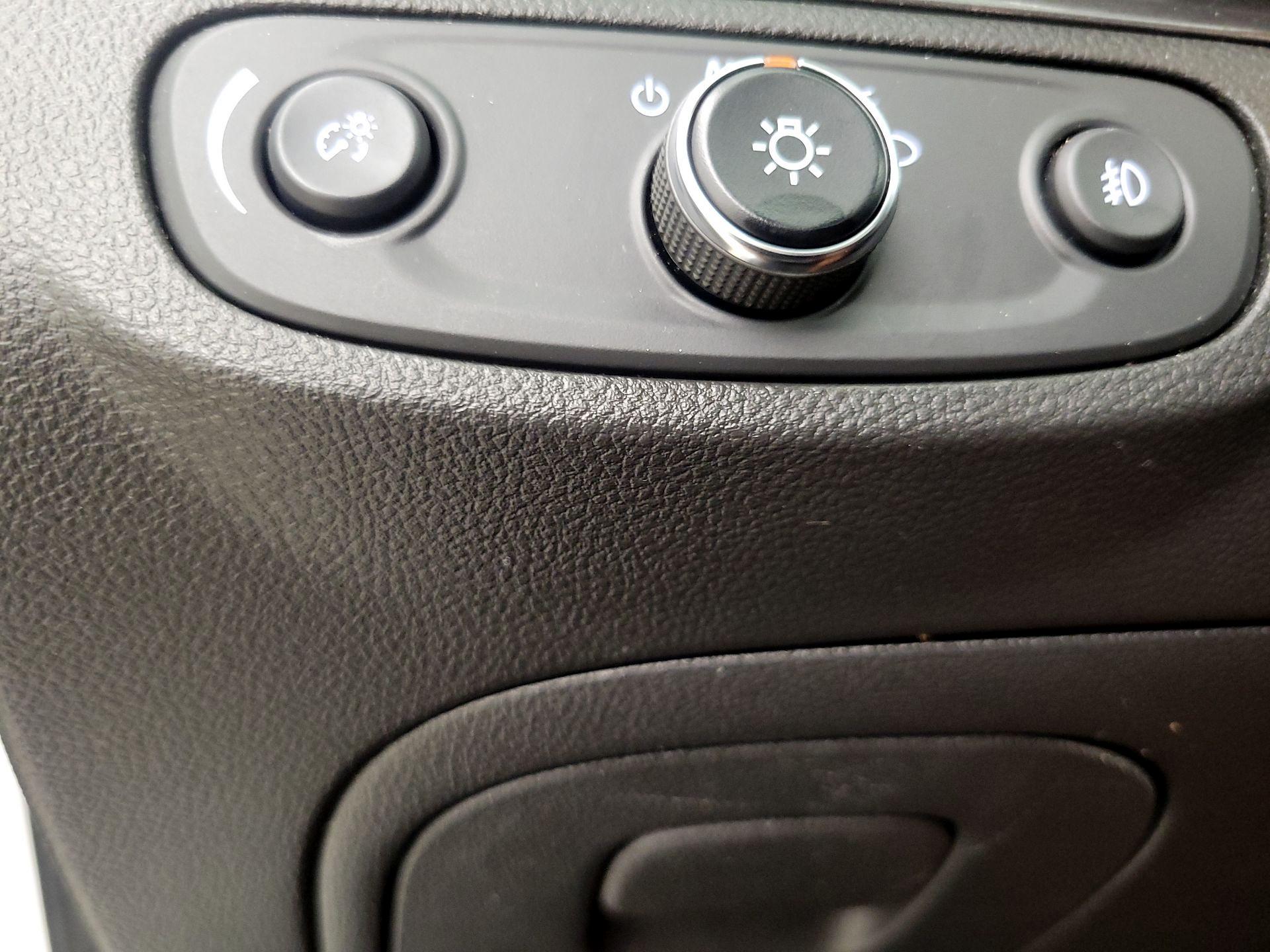 Thumbnail: 2019 Buick Encore - 13