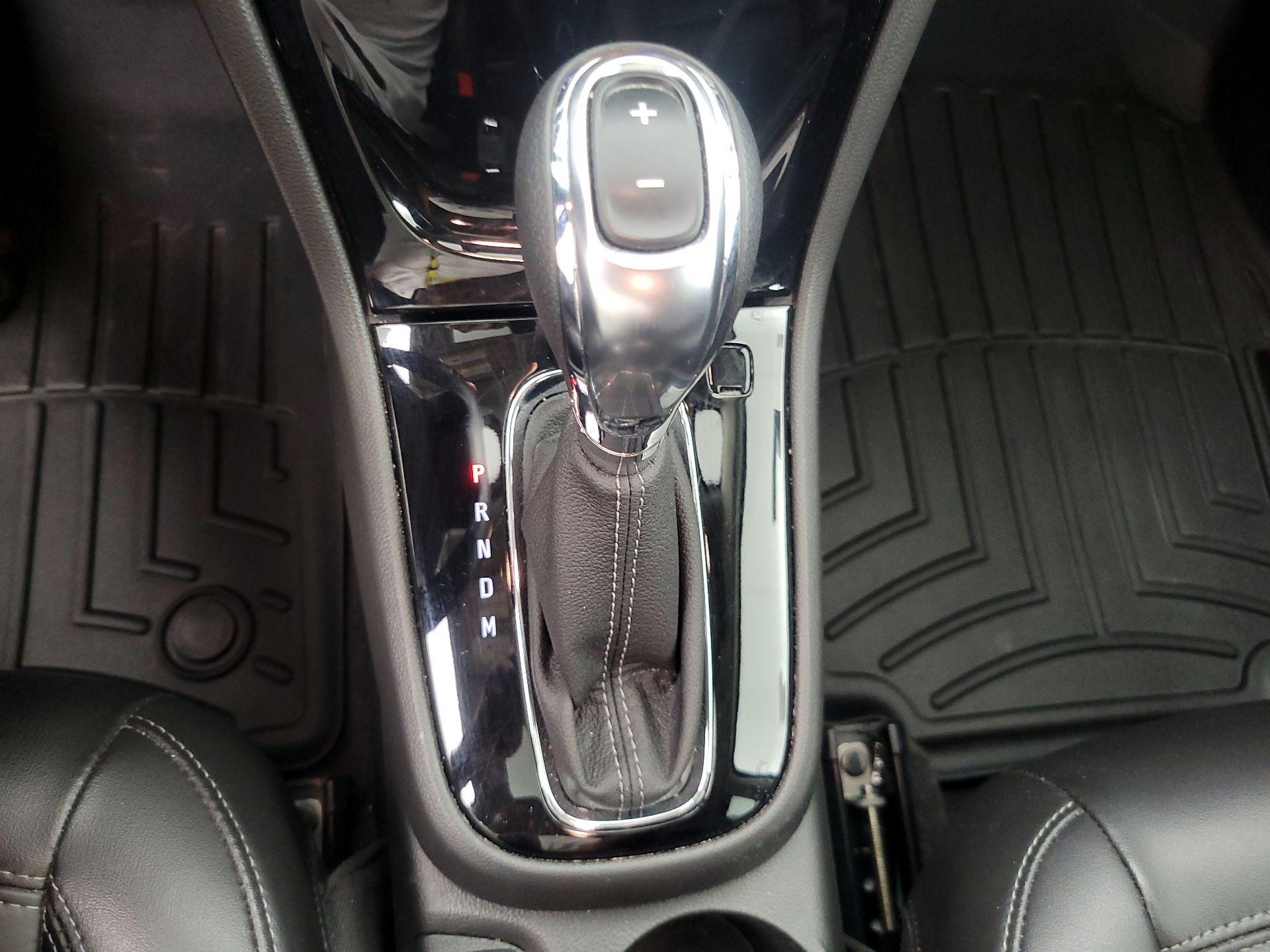 Thumbnail: 2019 Buick Encore - 17