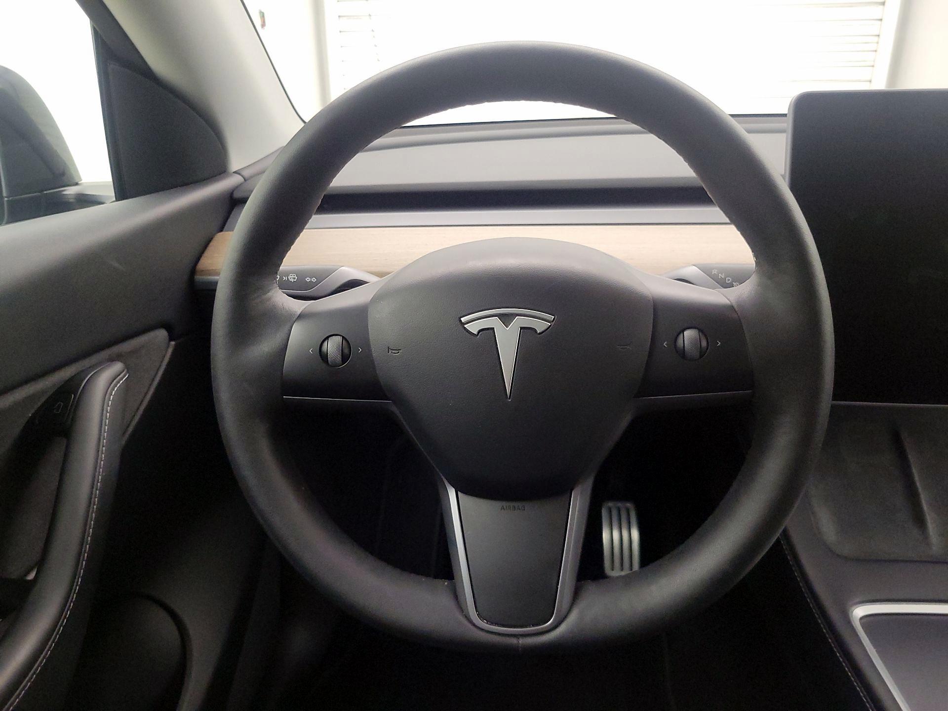 Thumbnail: 2022 Tesla Model Y - 10
