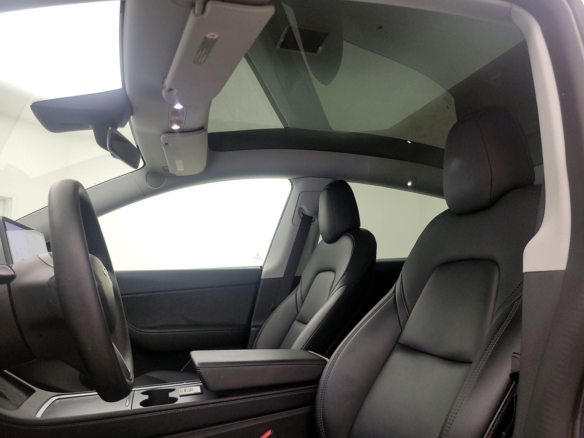 Thumbnail: 2022 Tesla Model Y - 19