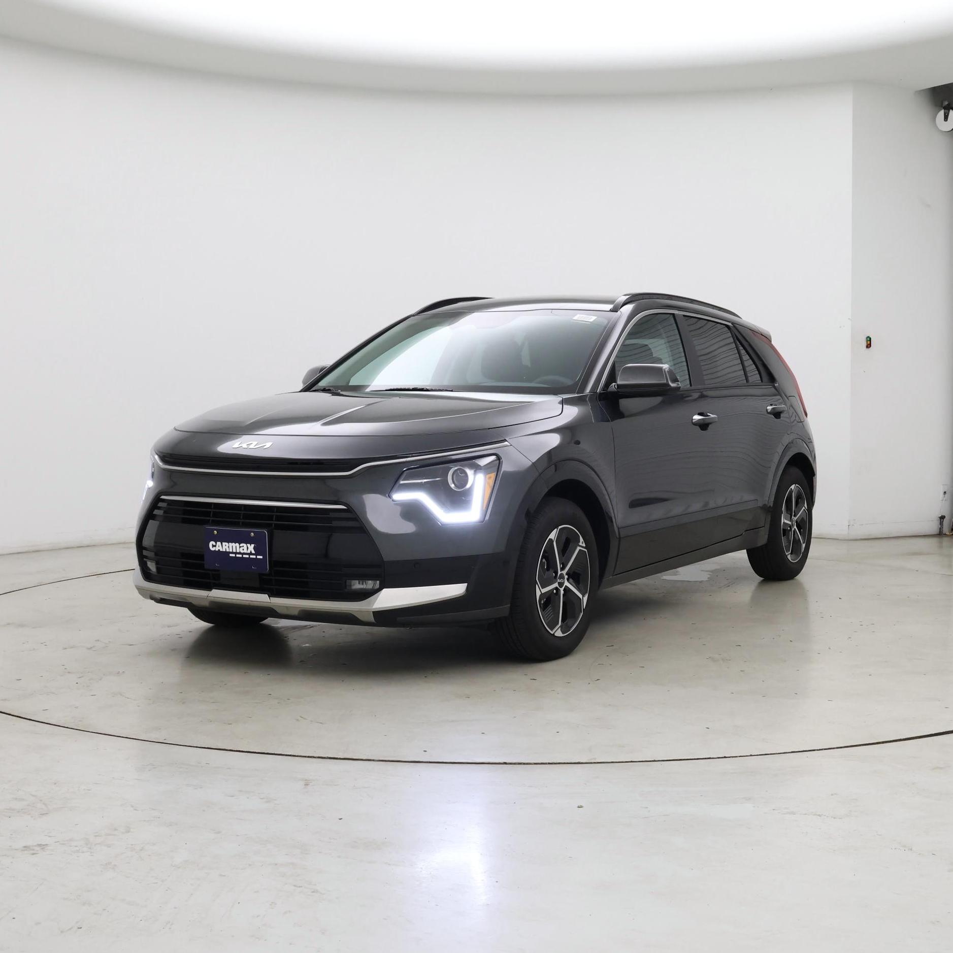 Thumbnail: 2025 Kia Niro - 4