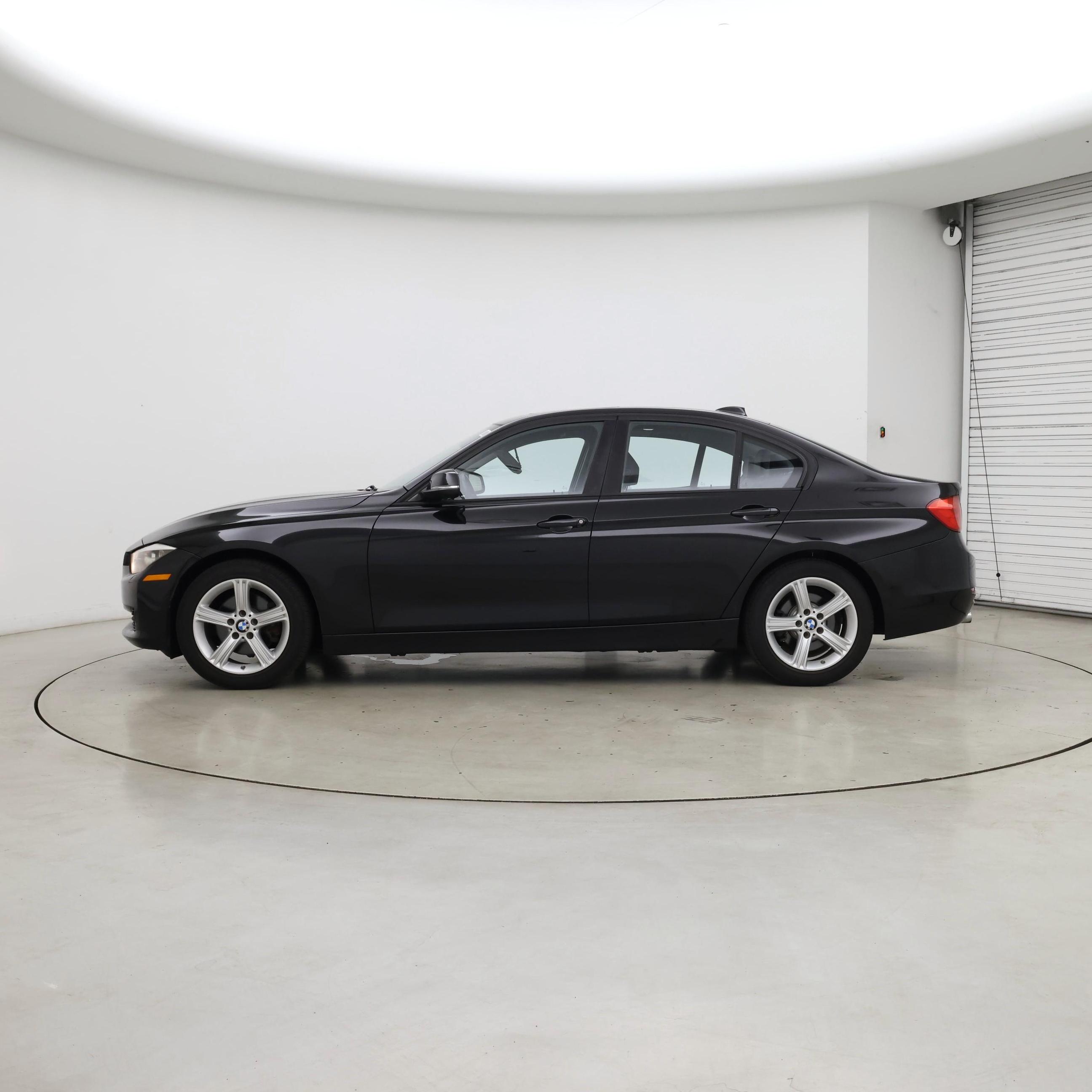 Thumbnail: 2014 BMW 3 Series - 3