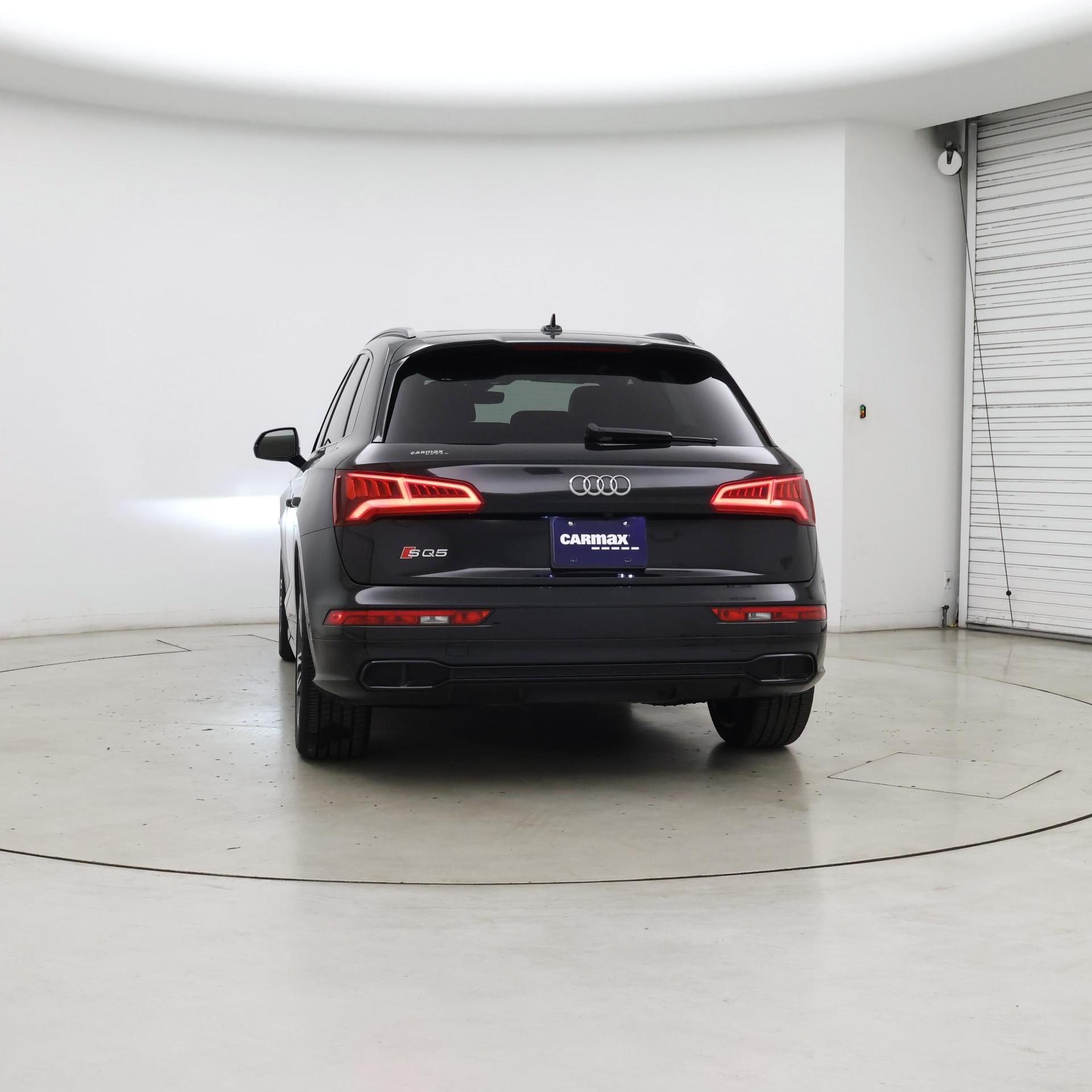 Thumbnail: 2019 Audi SQ5 - 6