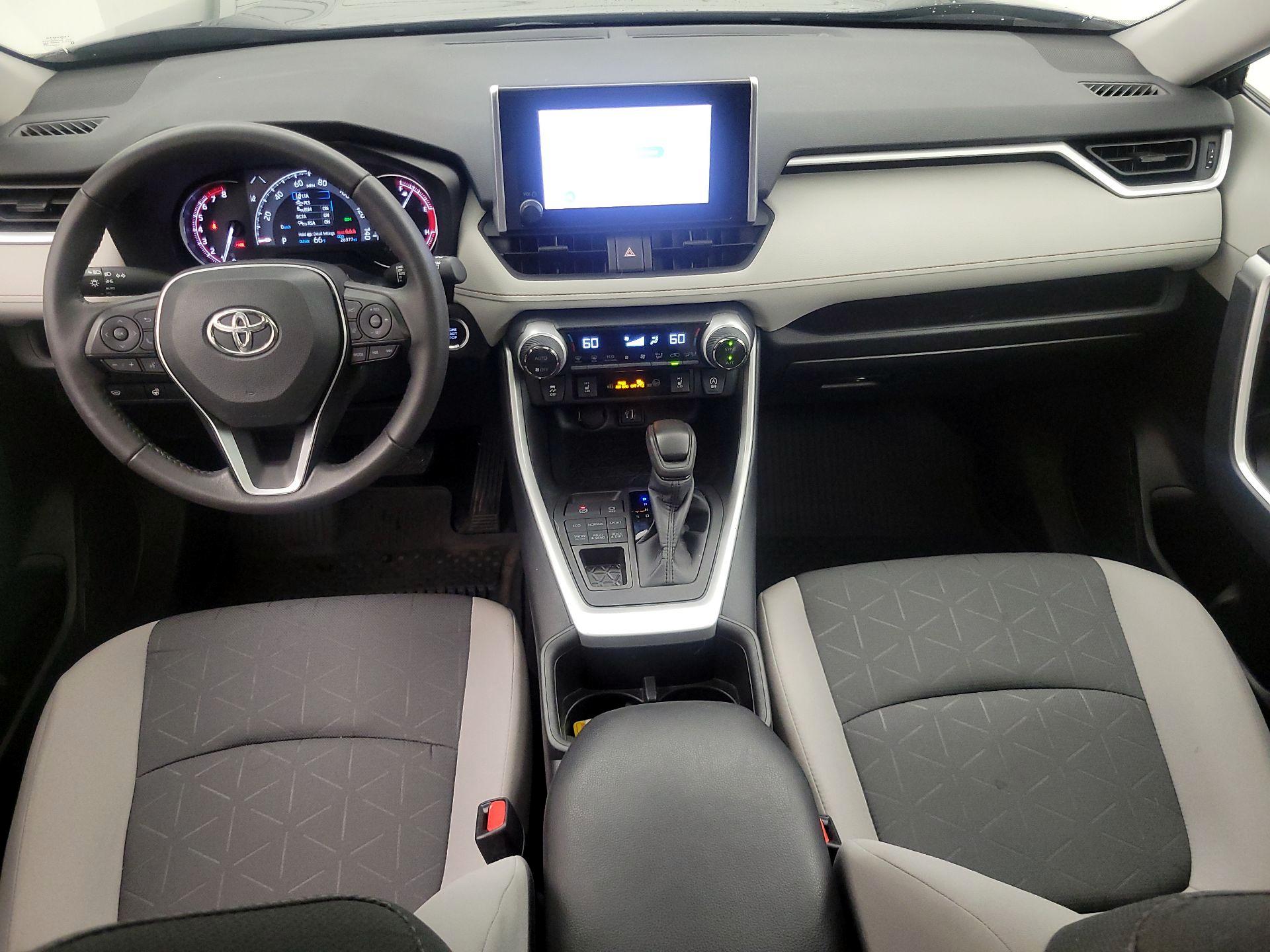 Thumbnail: 2024 Toyota RAV4 - 9