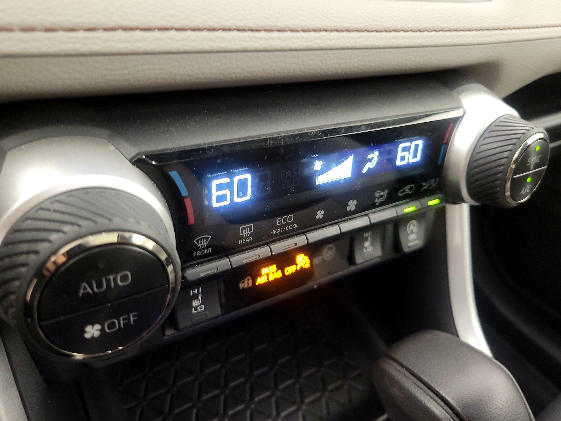 Thumbnail: 2024 Toyota RAV4 - 16