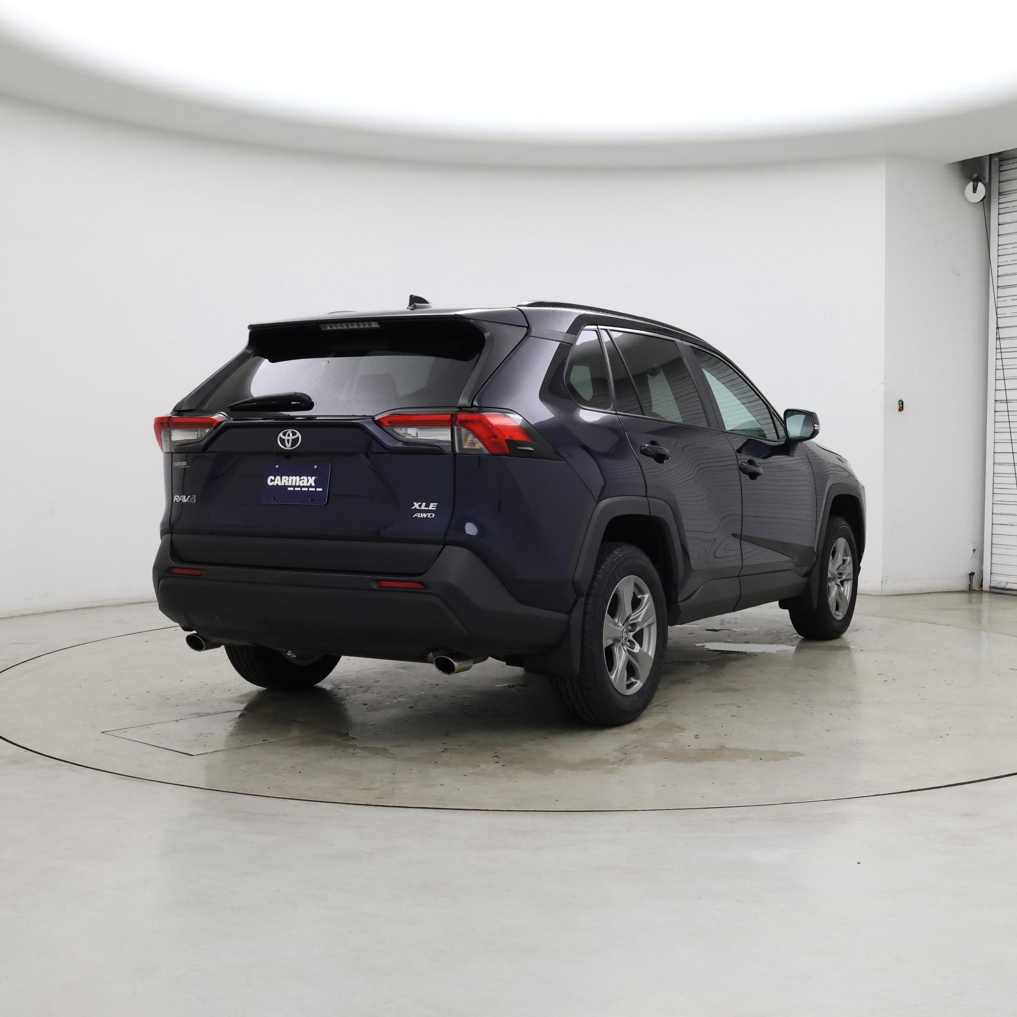 Thumbnail: 2024 Toyota RAV4 - 8