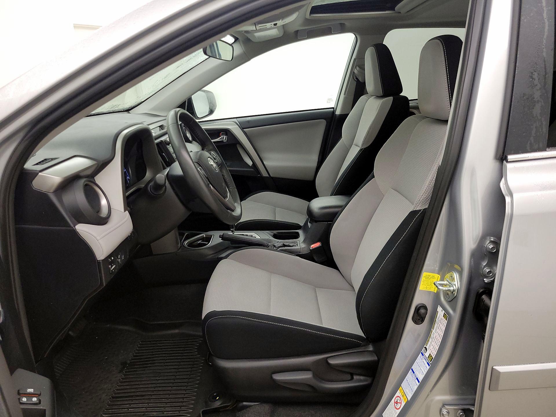 Thumbnail: 2017 Toyota RAV4 - 11