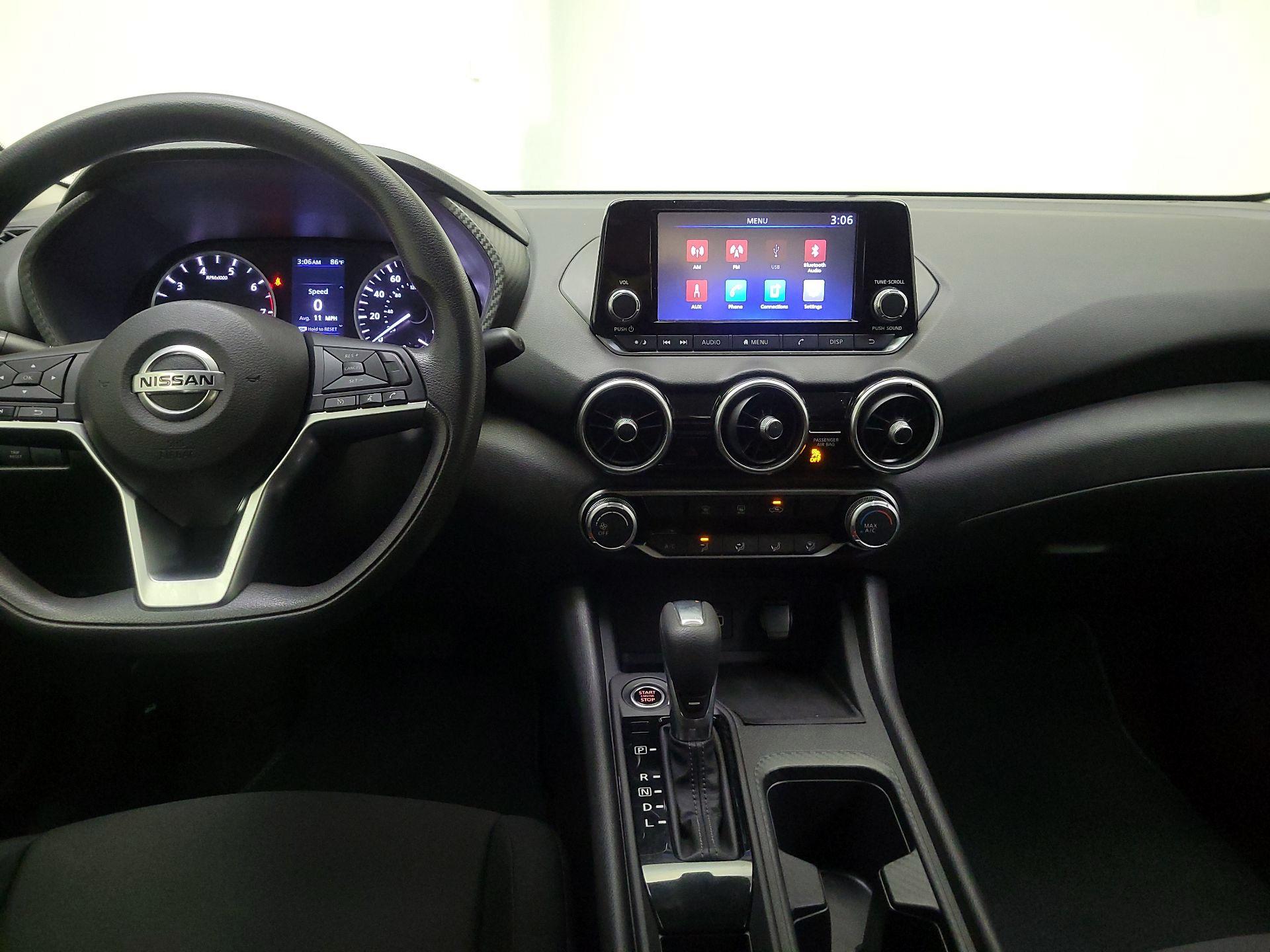 Thumbnail: 2021 Nissan Sentra - 9