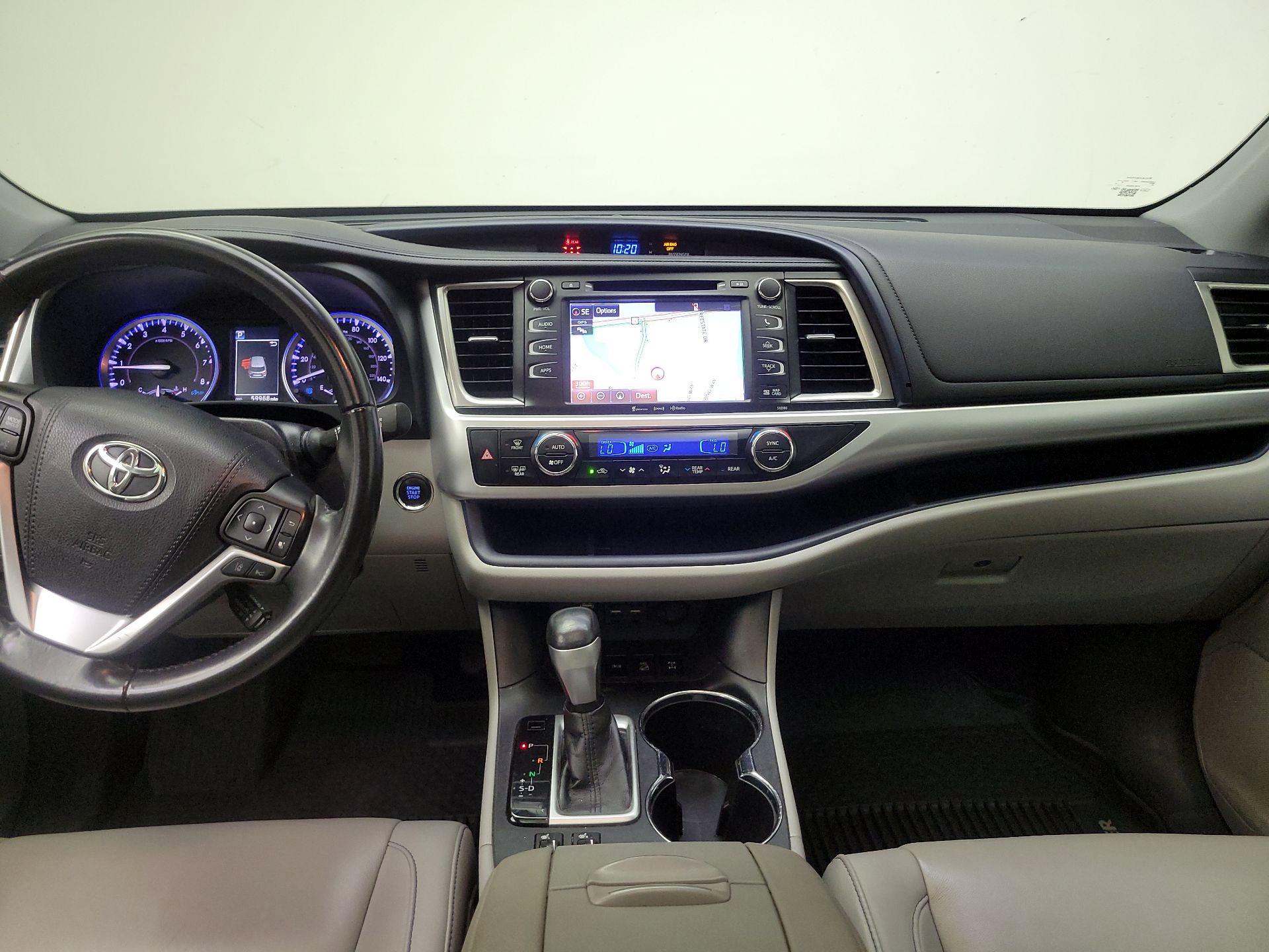 Thumbnail: 2019 Toyota Highlander - 9