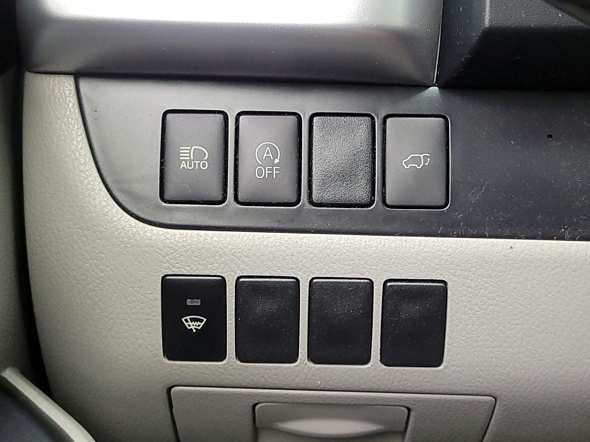Thumbnail: 2019 Toyota Highlander - 13