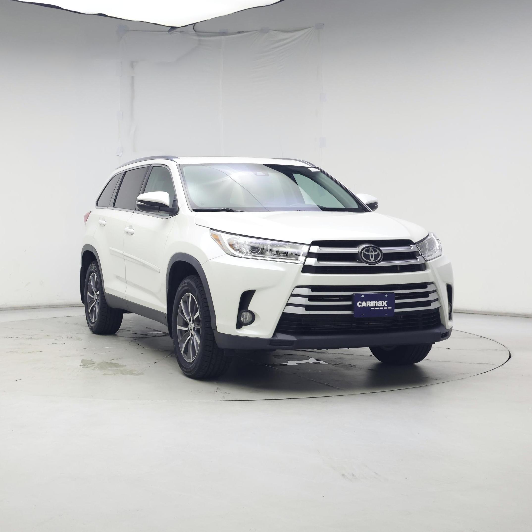 Thumbnail: 2019 Toyota Highlander - 5
